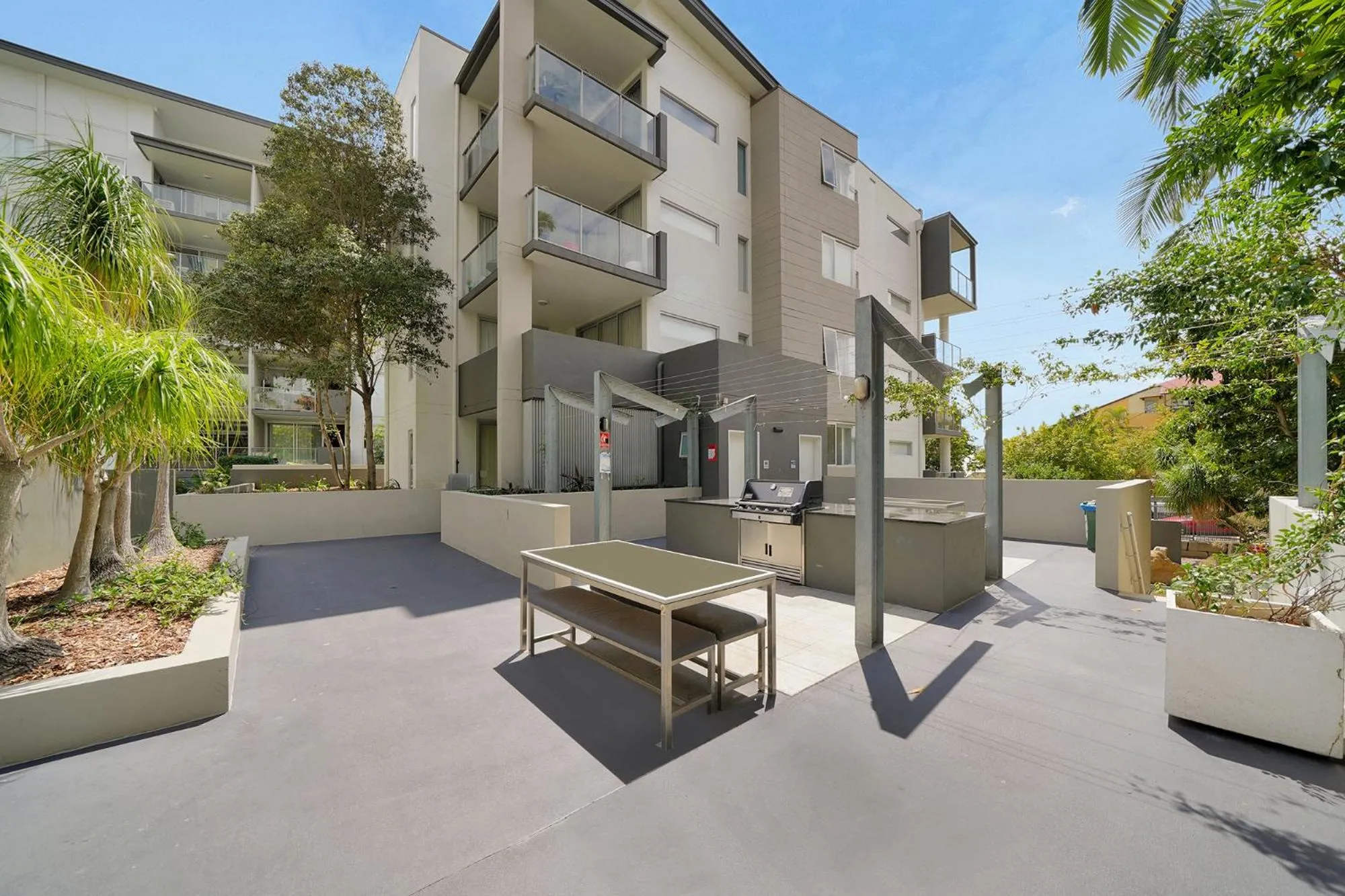 BBQ facilities in Trilogy Residences Brisbane
