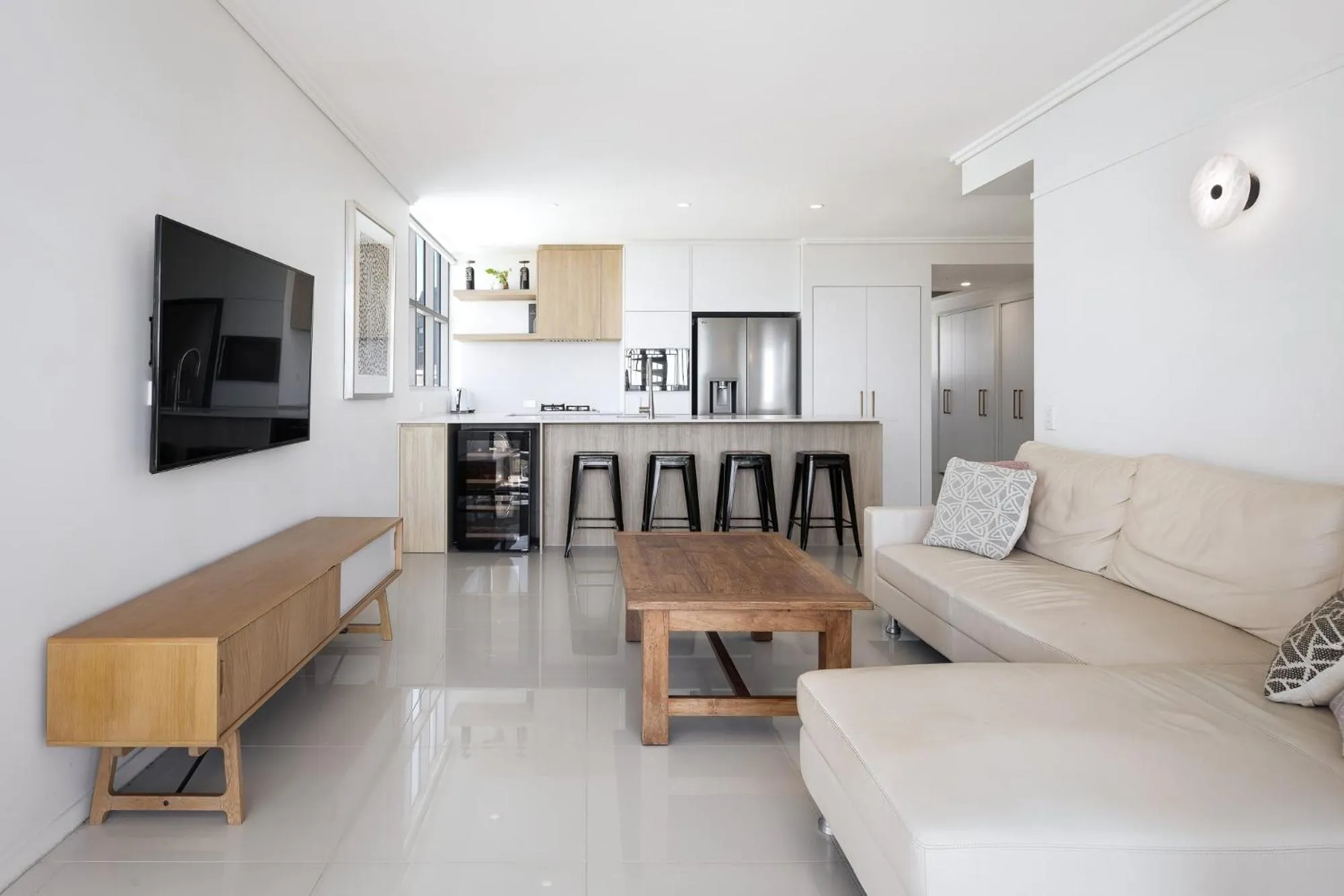 Kitchen or kitchenette in Trilogy Residences Brisbane