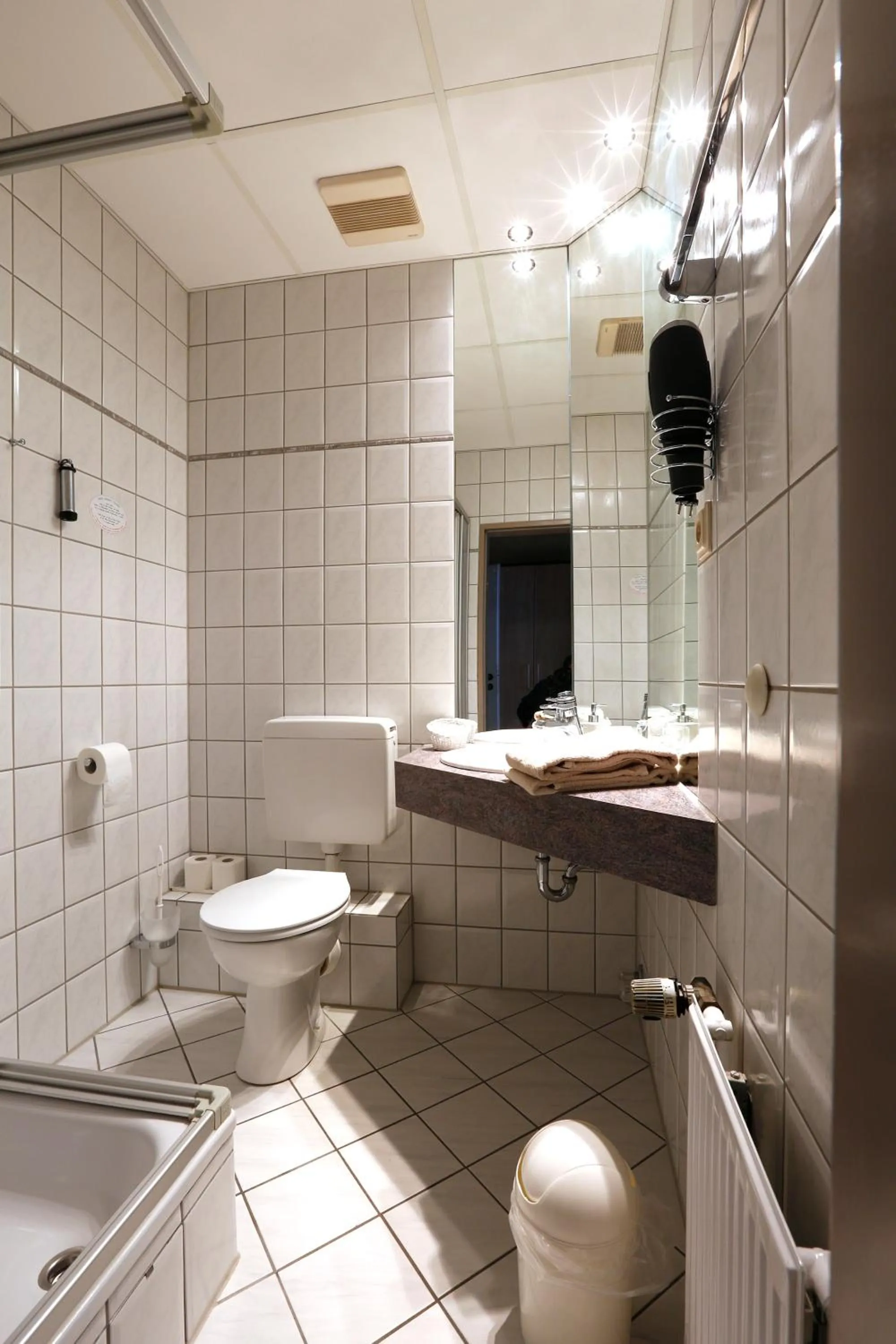 Toilet in Hotel Stadt Kamen