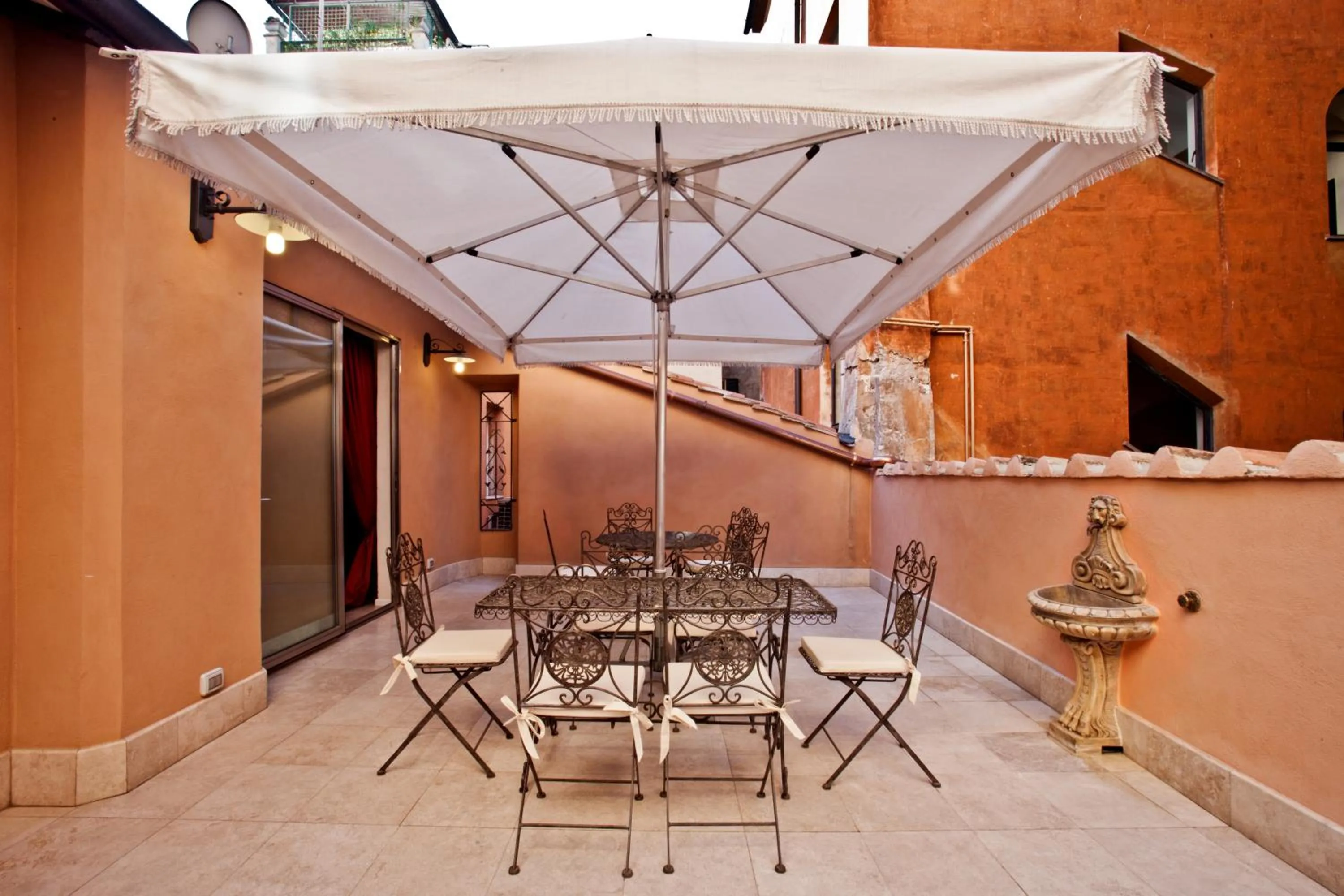 Balcony/Terrace in LM Suites Spagna
