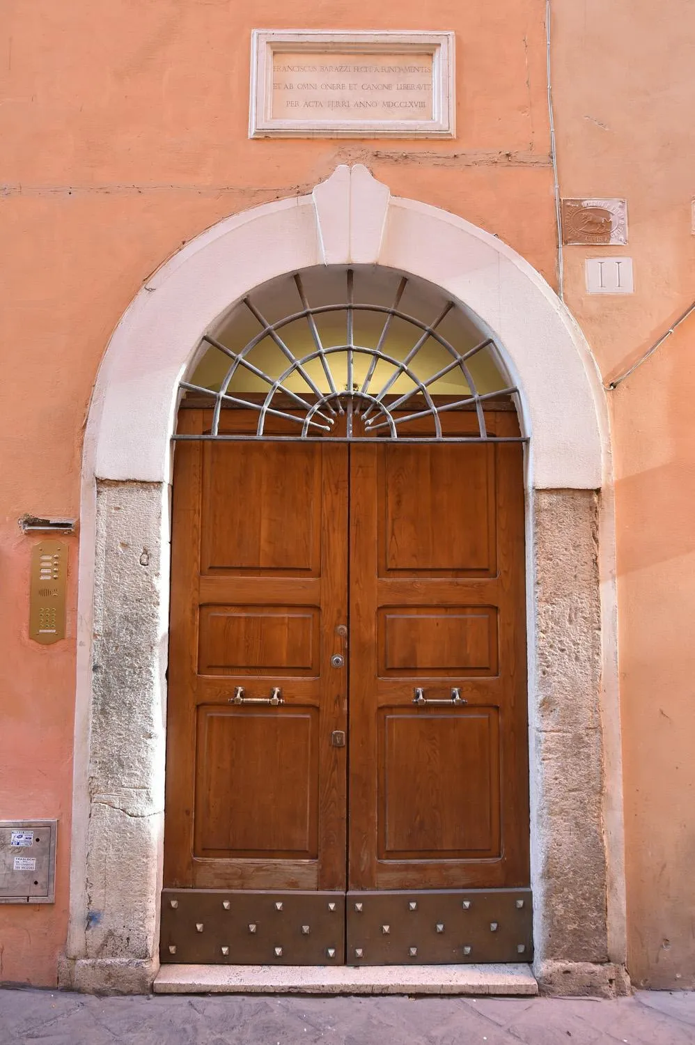 Property building in LM Suites Spagna