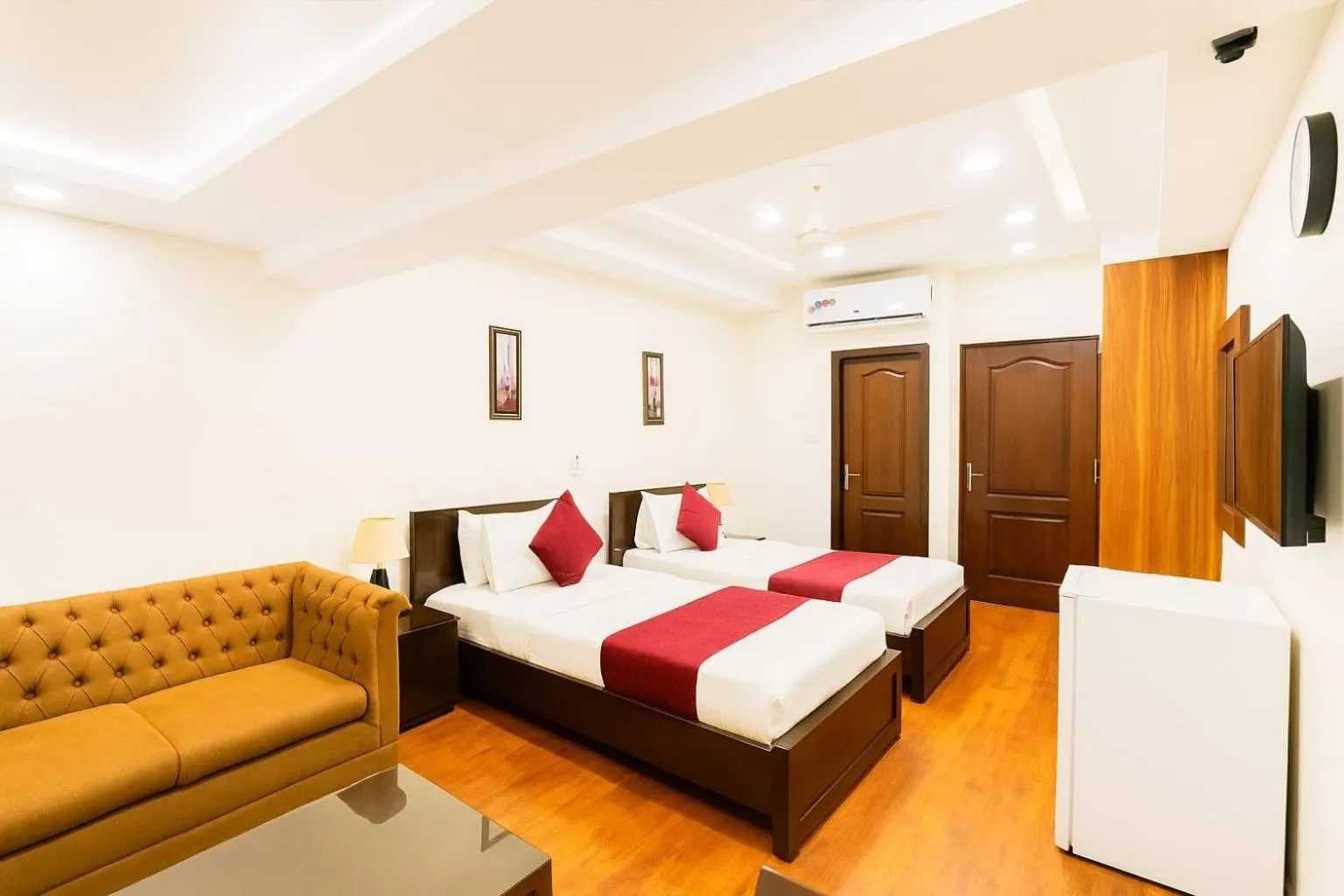 Bed in Diplomat Hotel