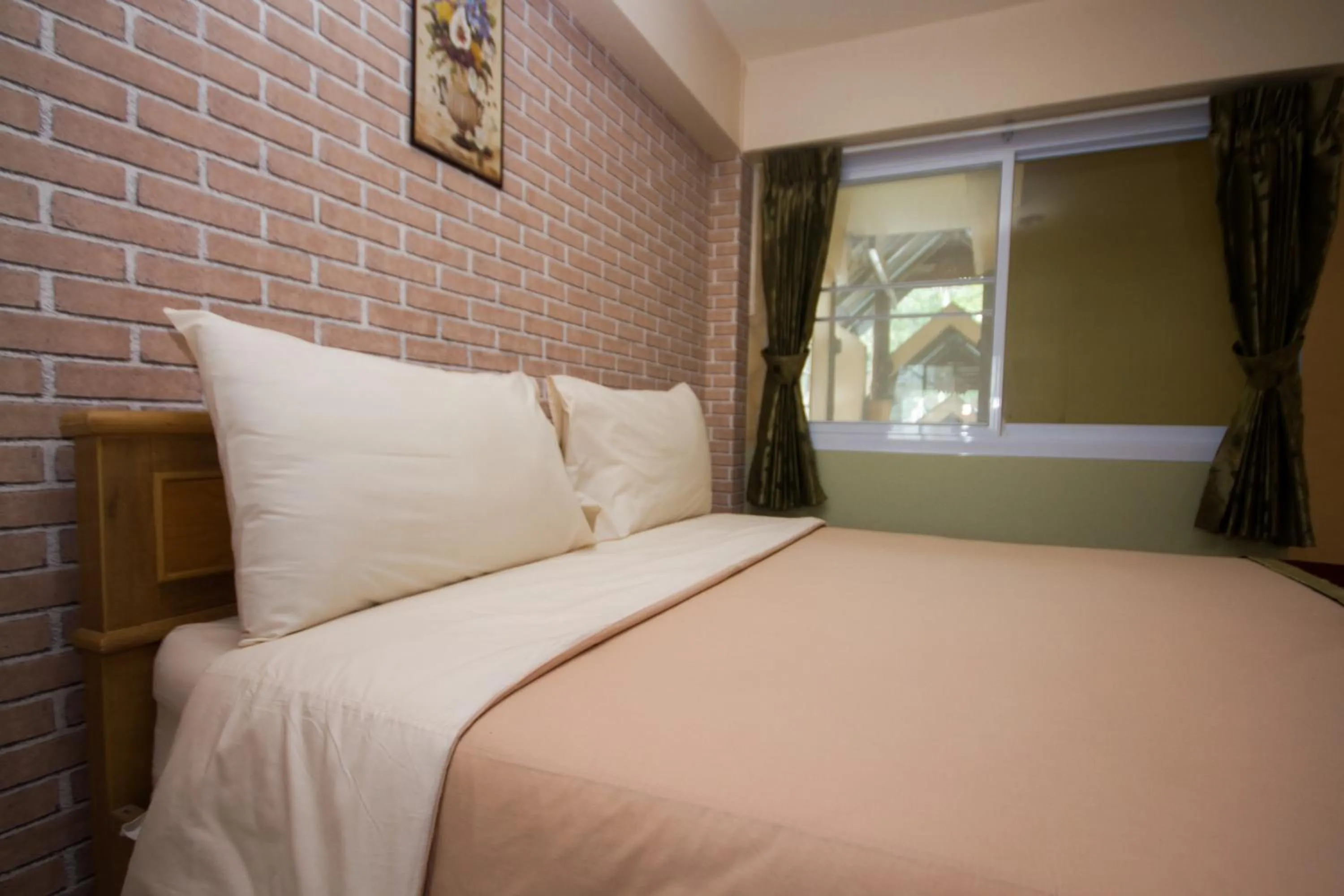 Bed in Jang Sripoom House