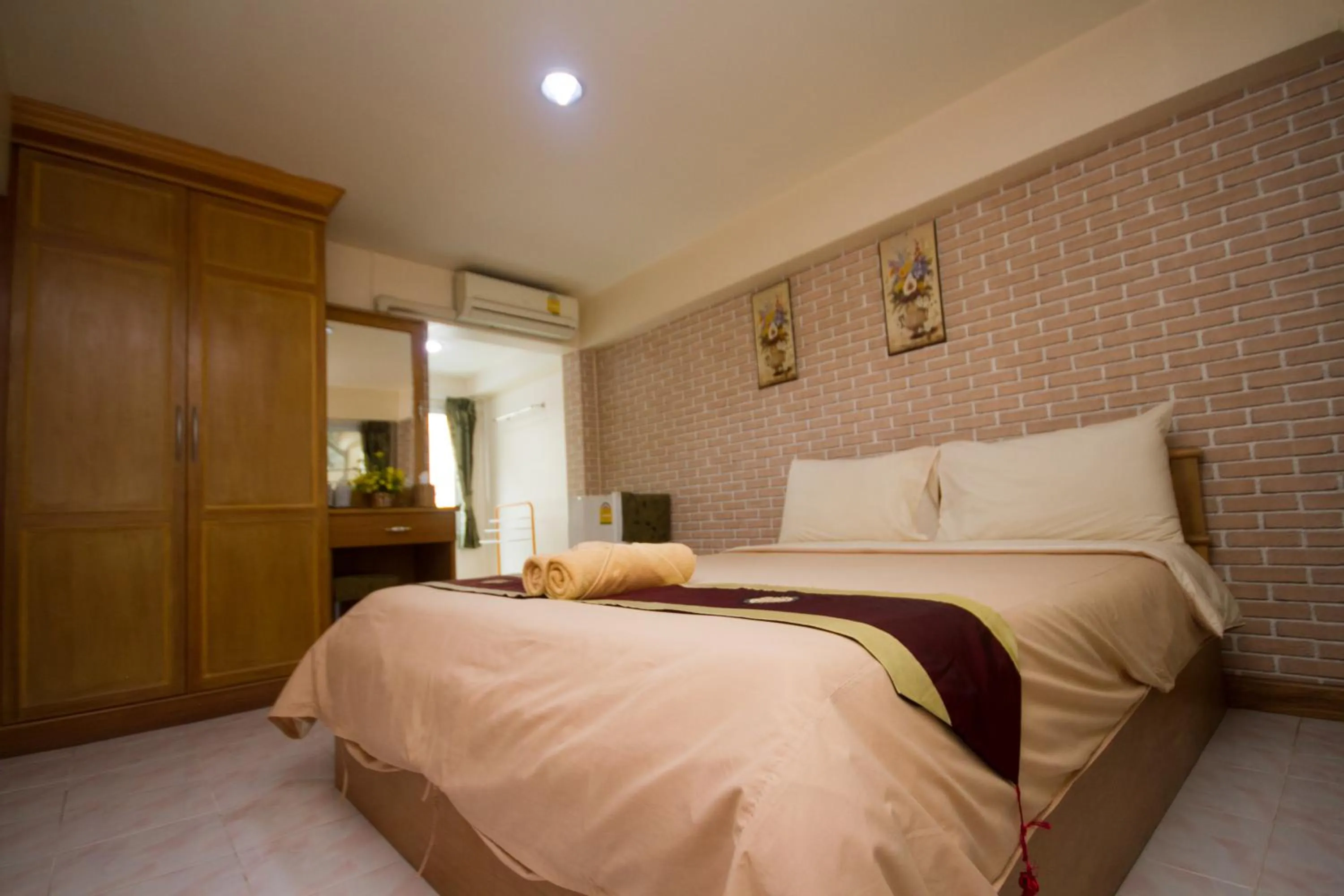 Bed in Jang Sripoom House