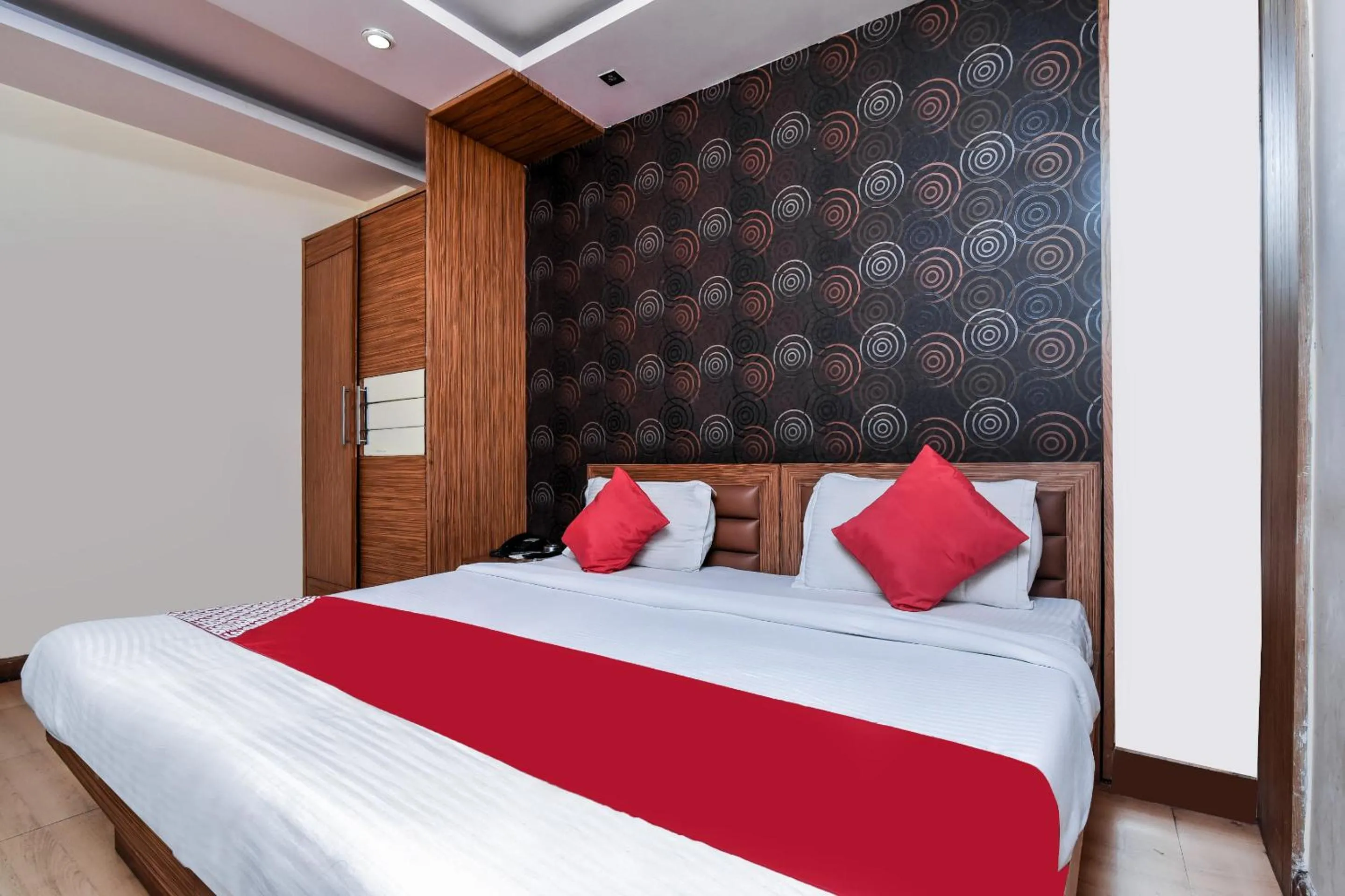 Bedroom in Hotel O Kochar Plaza