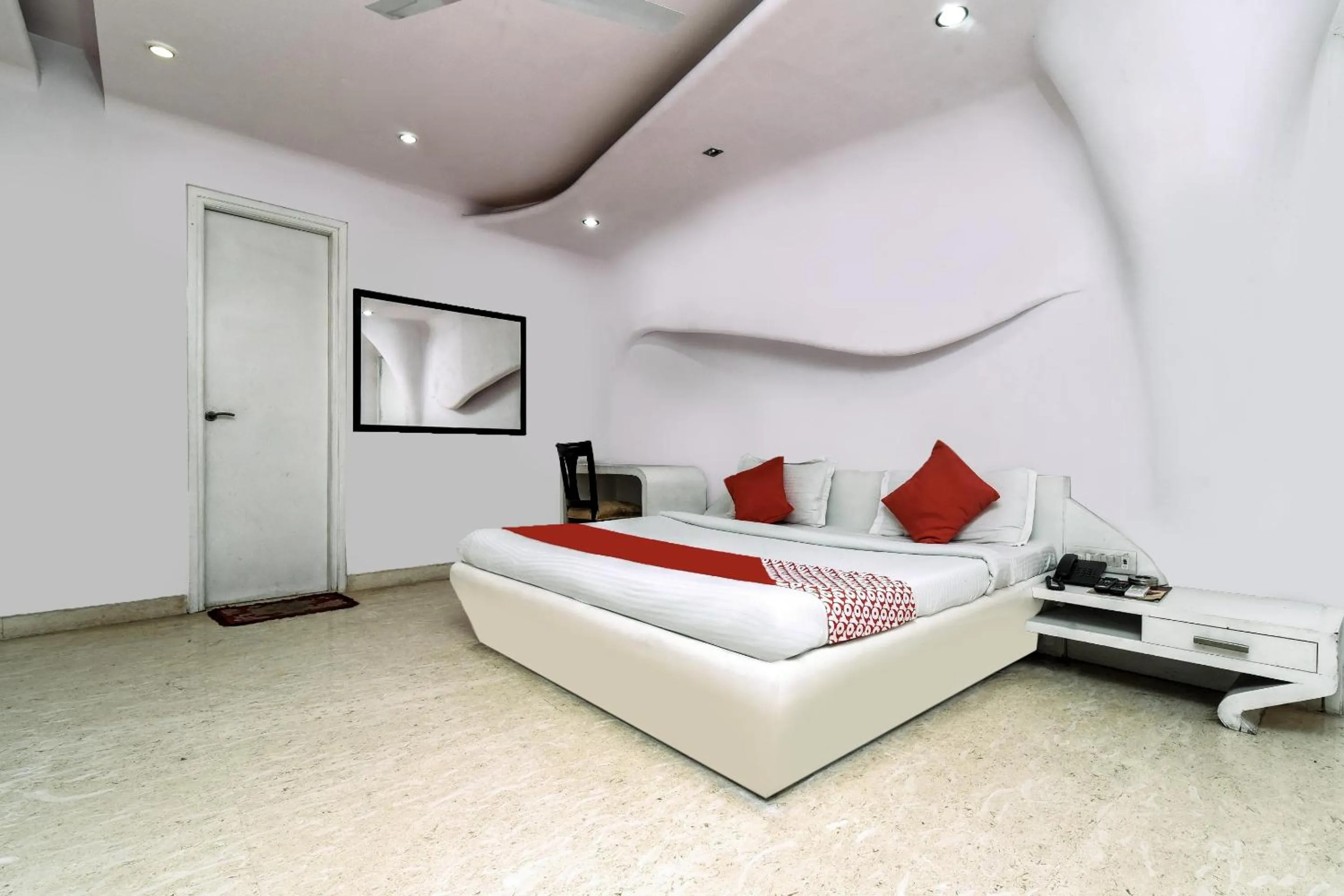 Bedroom, Bed in Hotel O Kochar Plaza