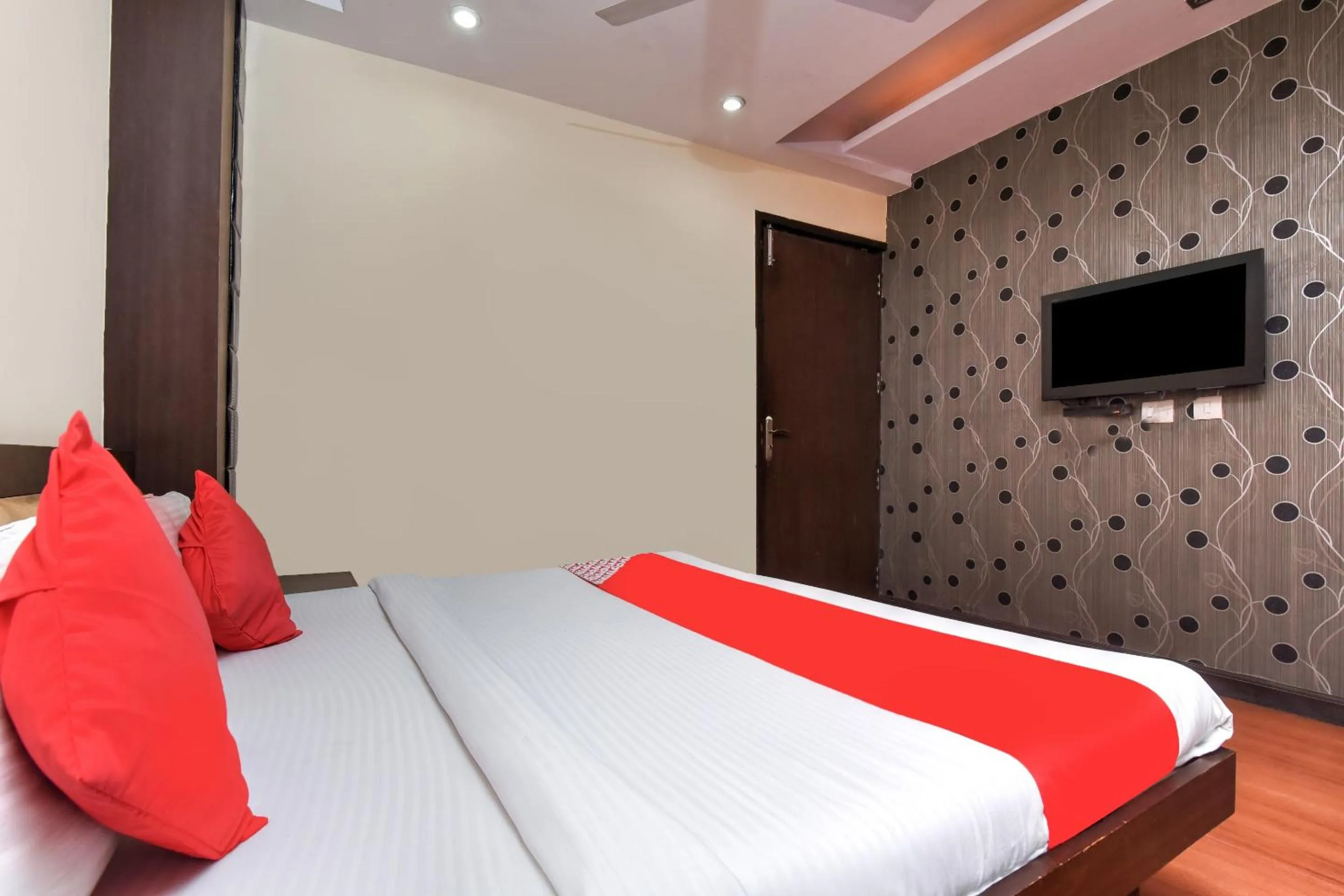 Bedroom in Hotel O Kochar Plaza