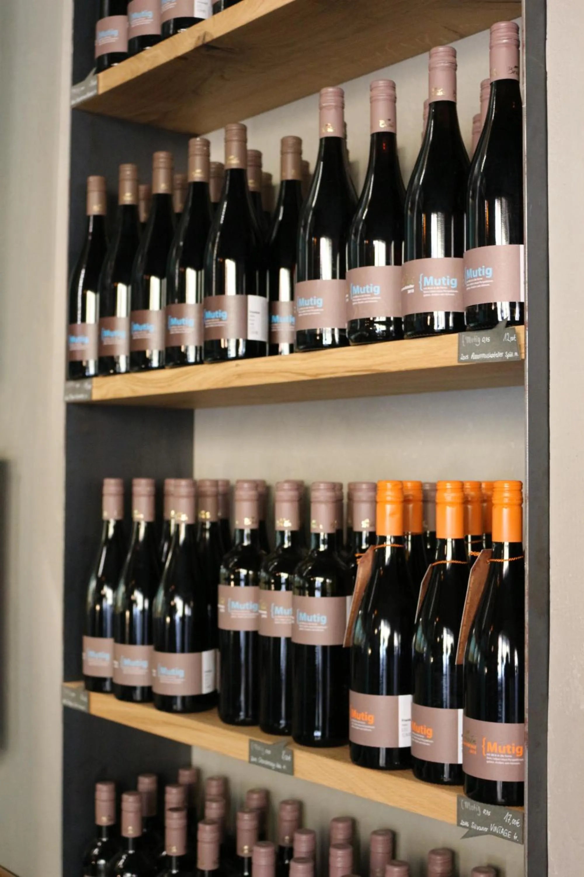 Shopping Area in Hotel - Weinbar FAHR AWAY