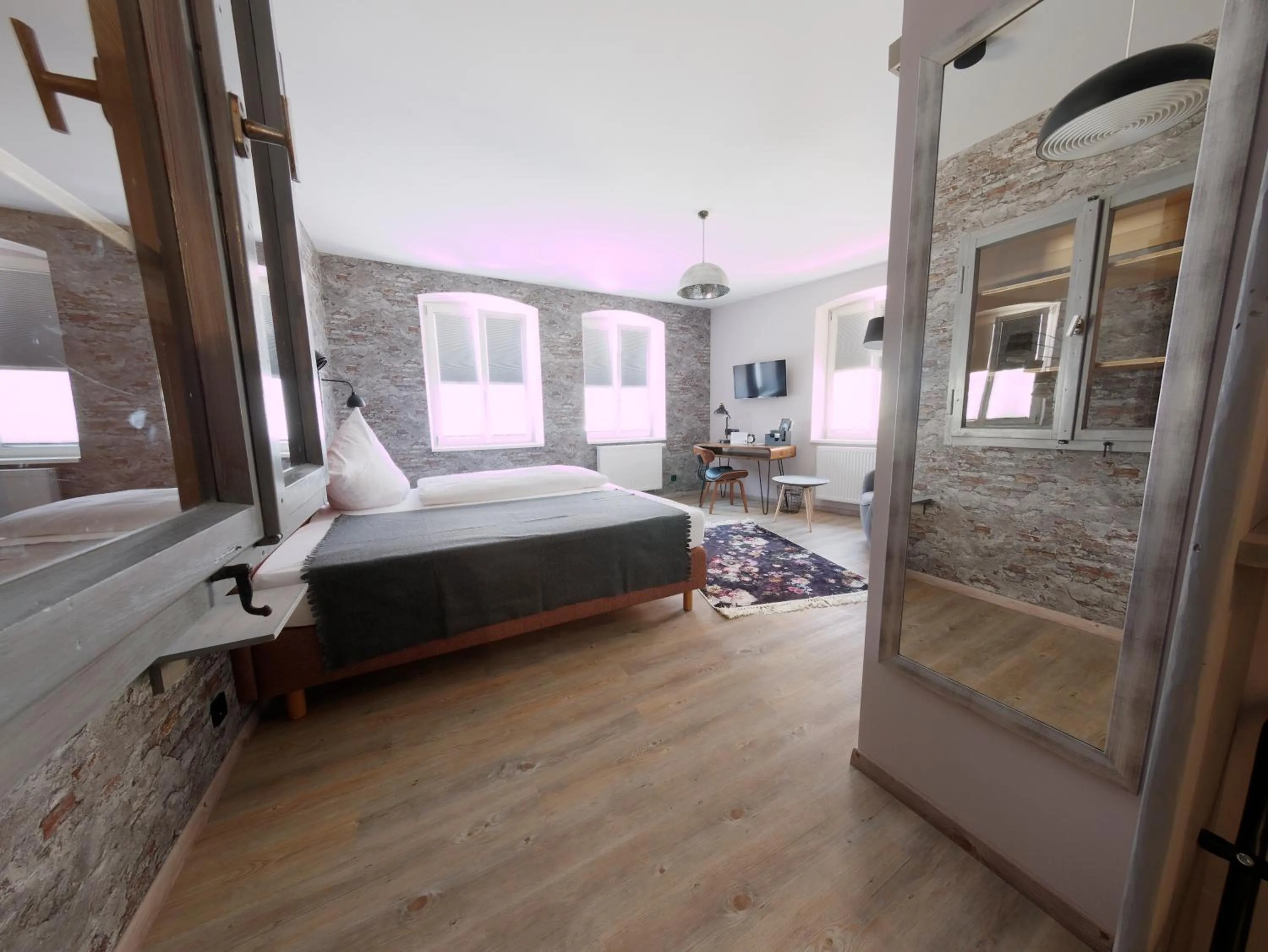 Bed in Hotel - Weinbar FAHR AWAY