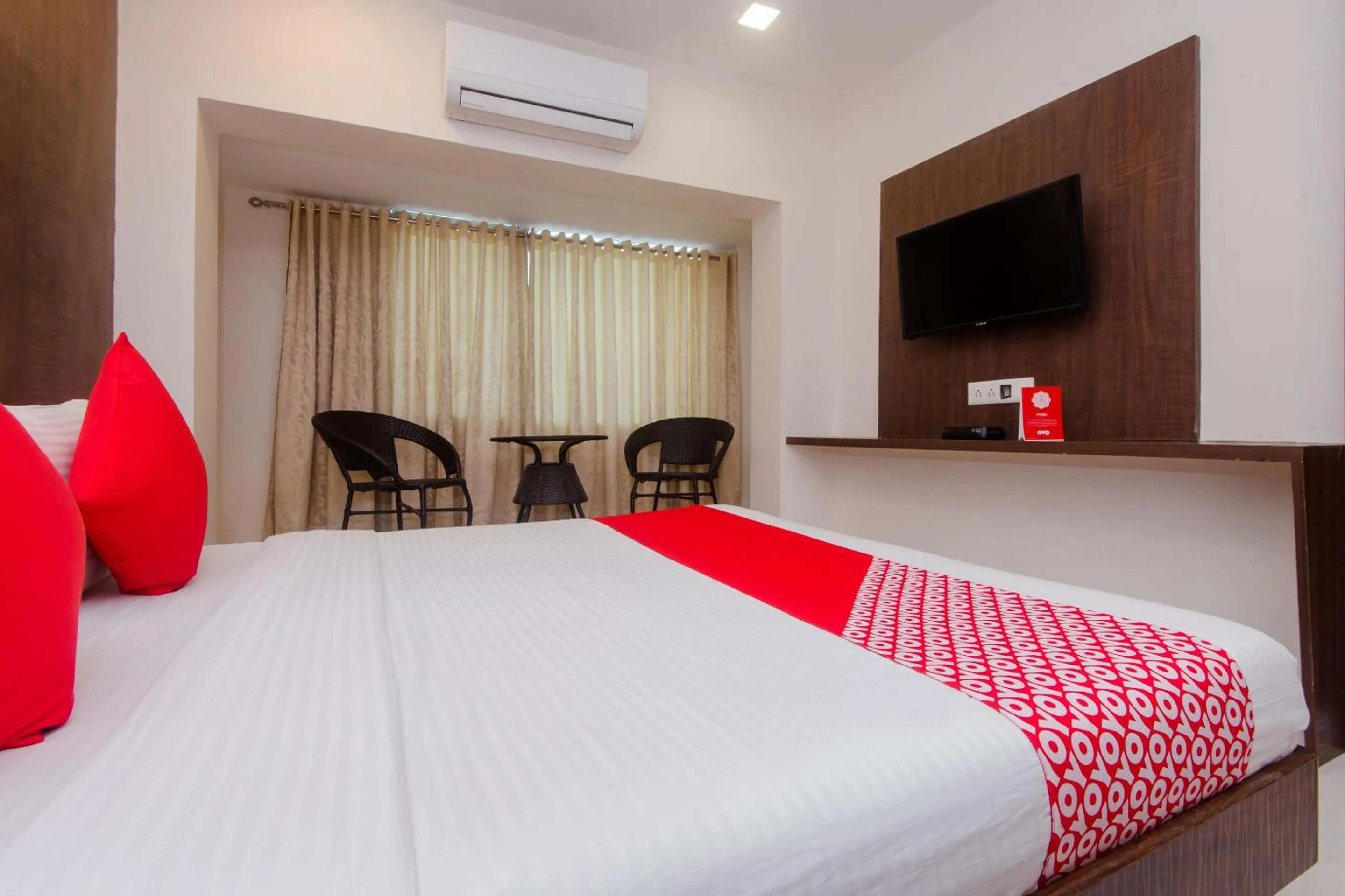 Bedroom, Bed in Hotel O Alfa Grand Near Chhatrapati Shivaji International Airport