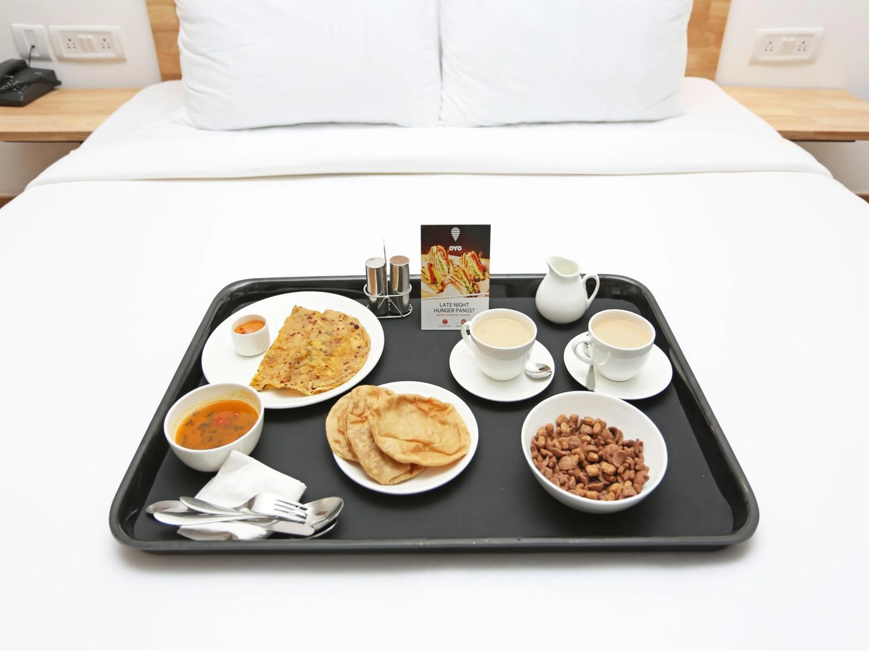 Continental breakfast in Hotel Akash Palace