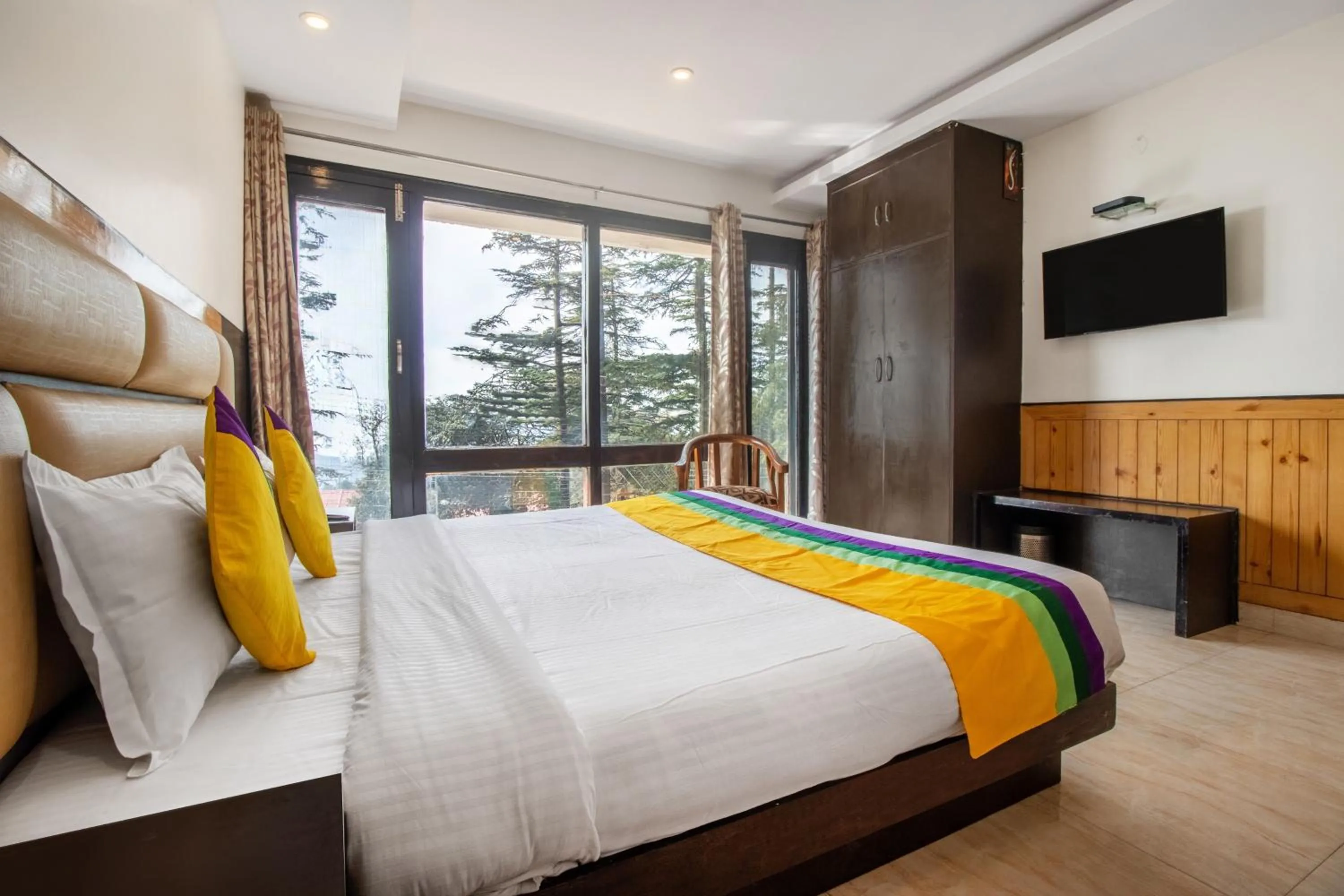 Bedroom, Bed in Itsy Hotels Avantika With Forest View