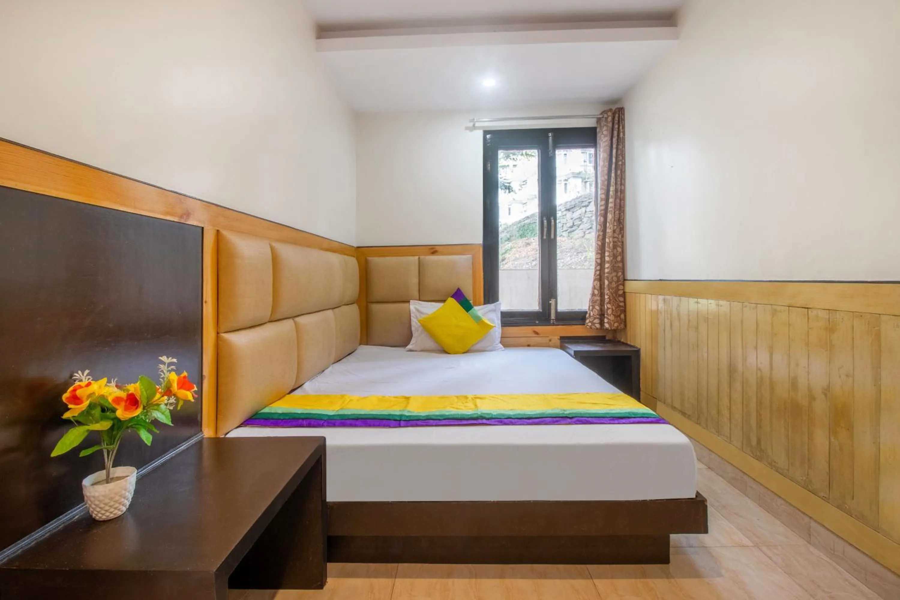Bedroom, Bed in Itsy Hotels Avantika With Forest View