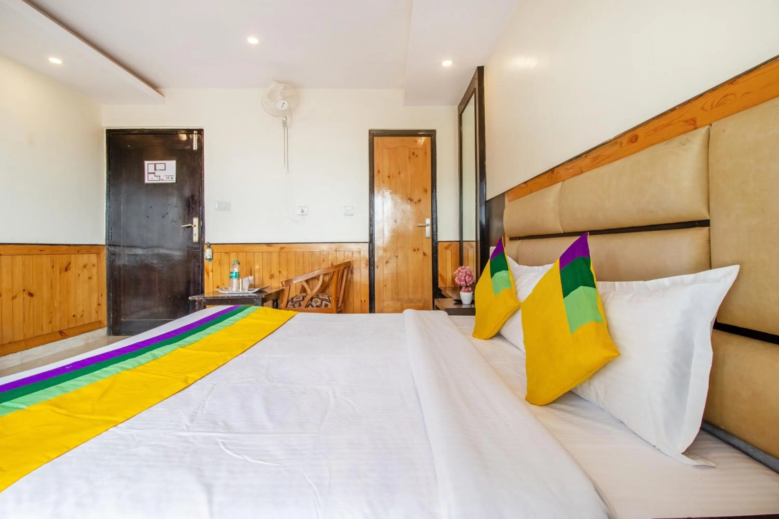 Bedroom, Bed in Itsy Hotels Avantika With Forest View