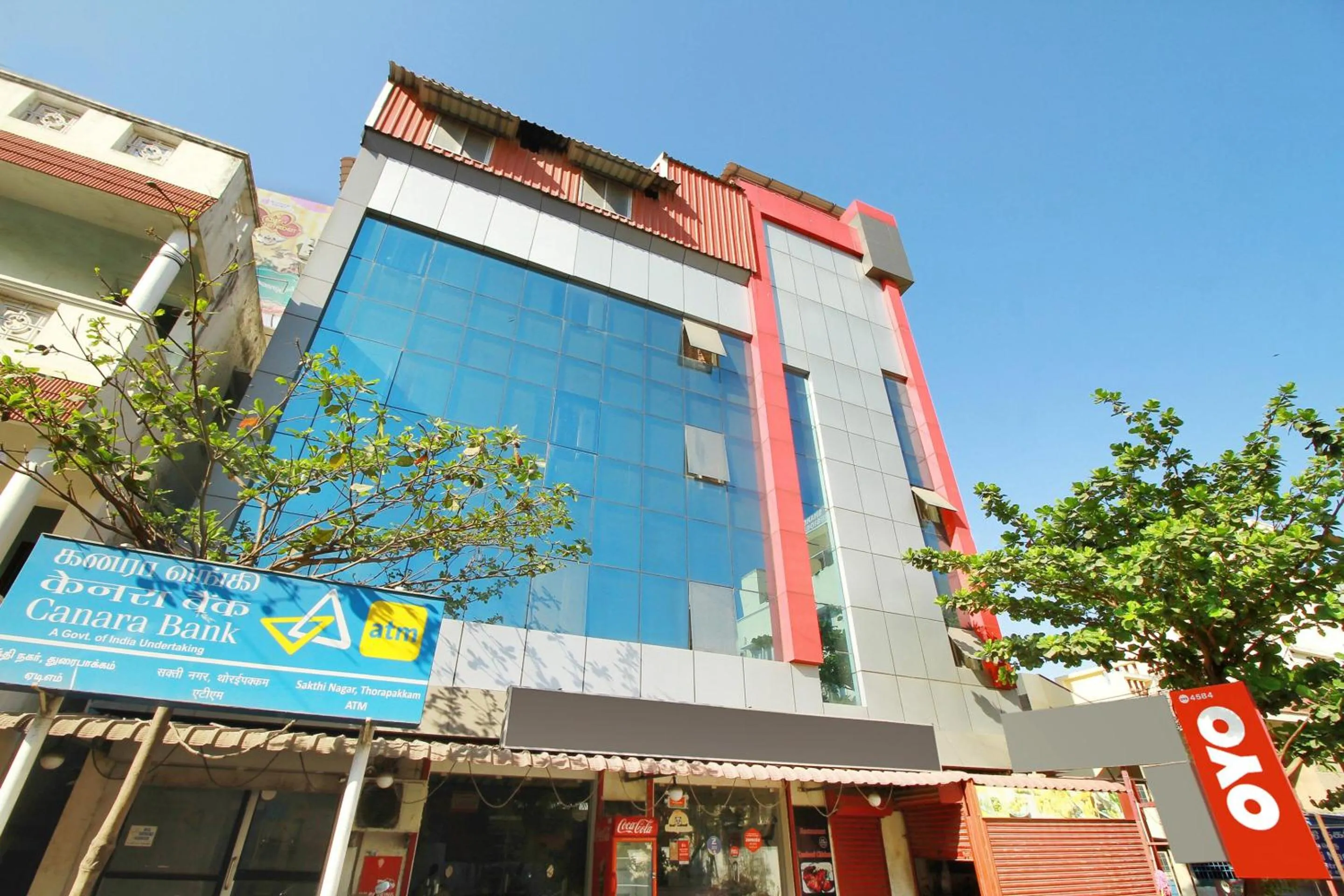 Facade/entrance in Hotel O India Gate