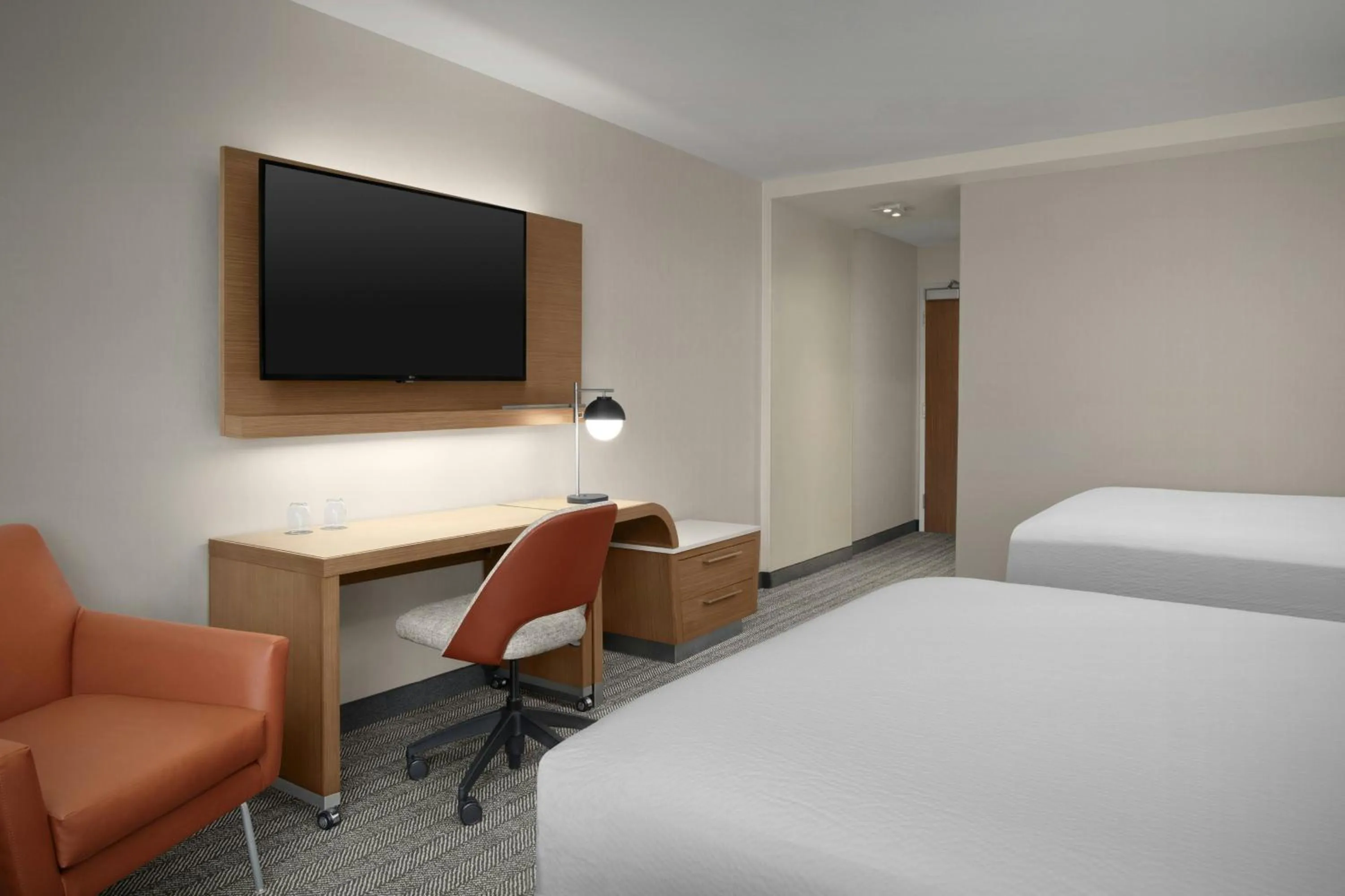 Photo of the whole room, Bed in Courtyard by Marriott El Paso East/I-10