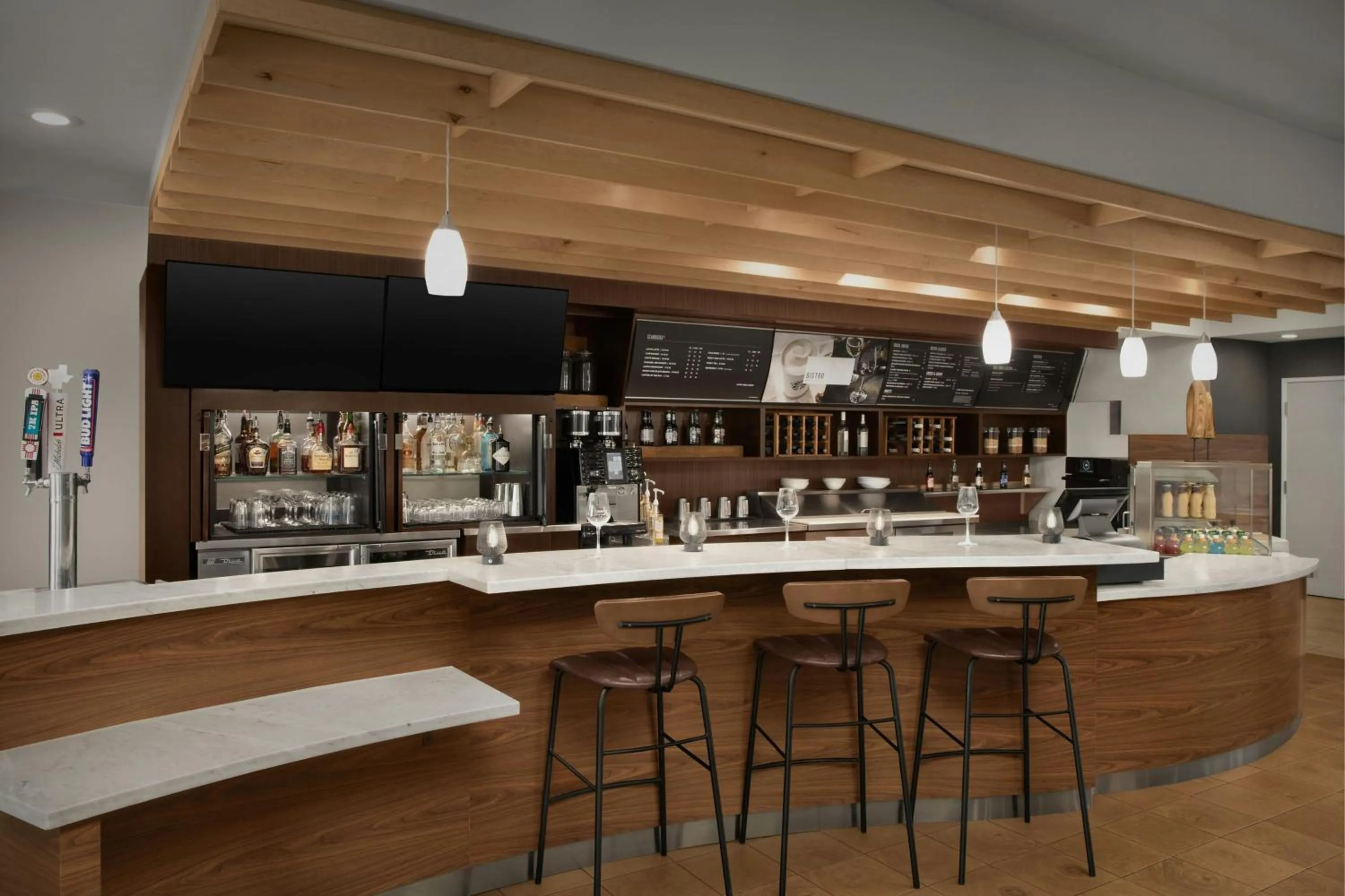 Lounge or bar in Courtyard by Marriott El Paso East/I-10