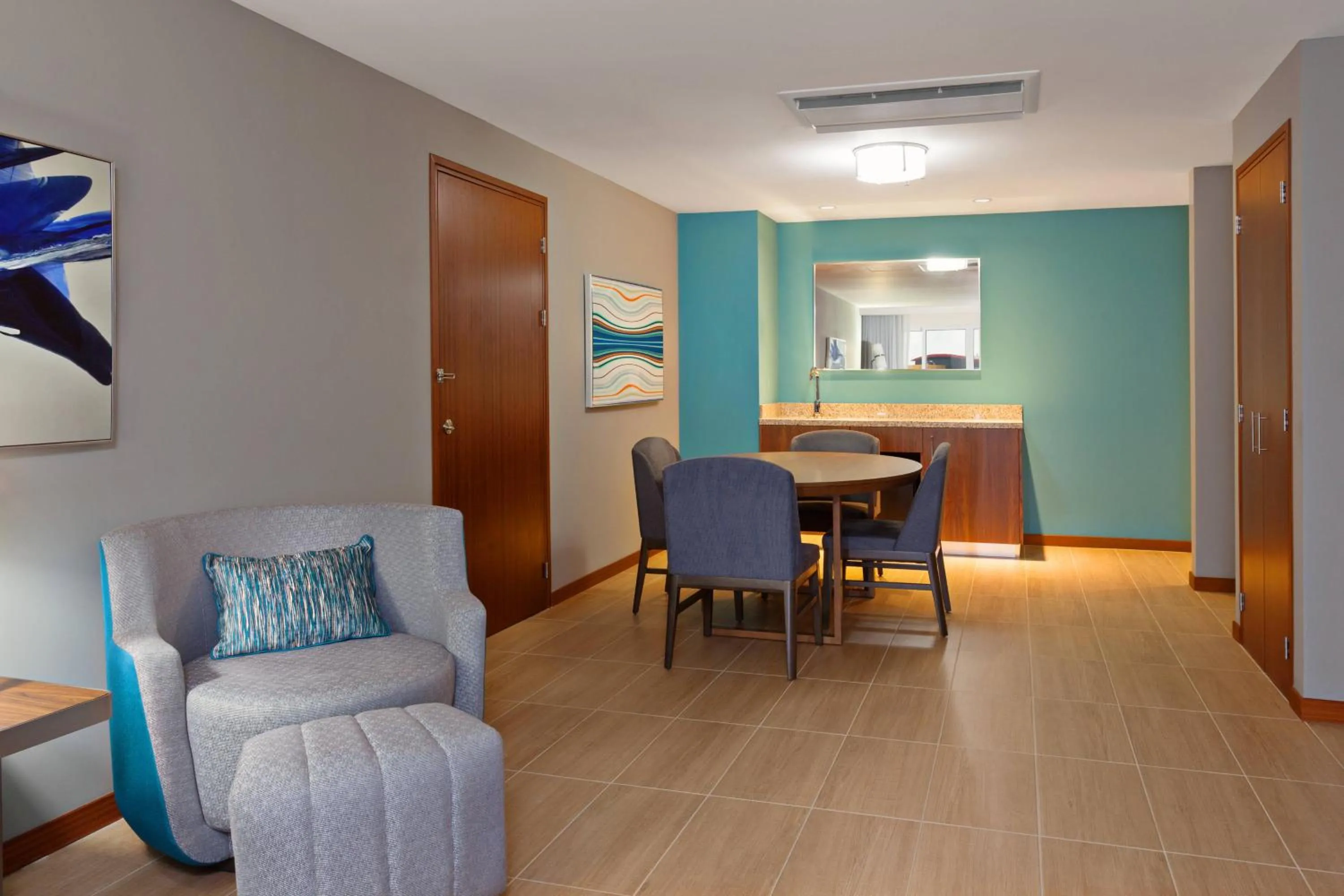 Photo of the whole room in Courtyard by Marriott Bonaire Dive Resort