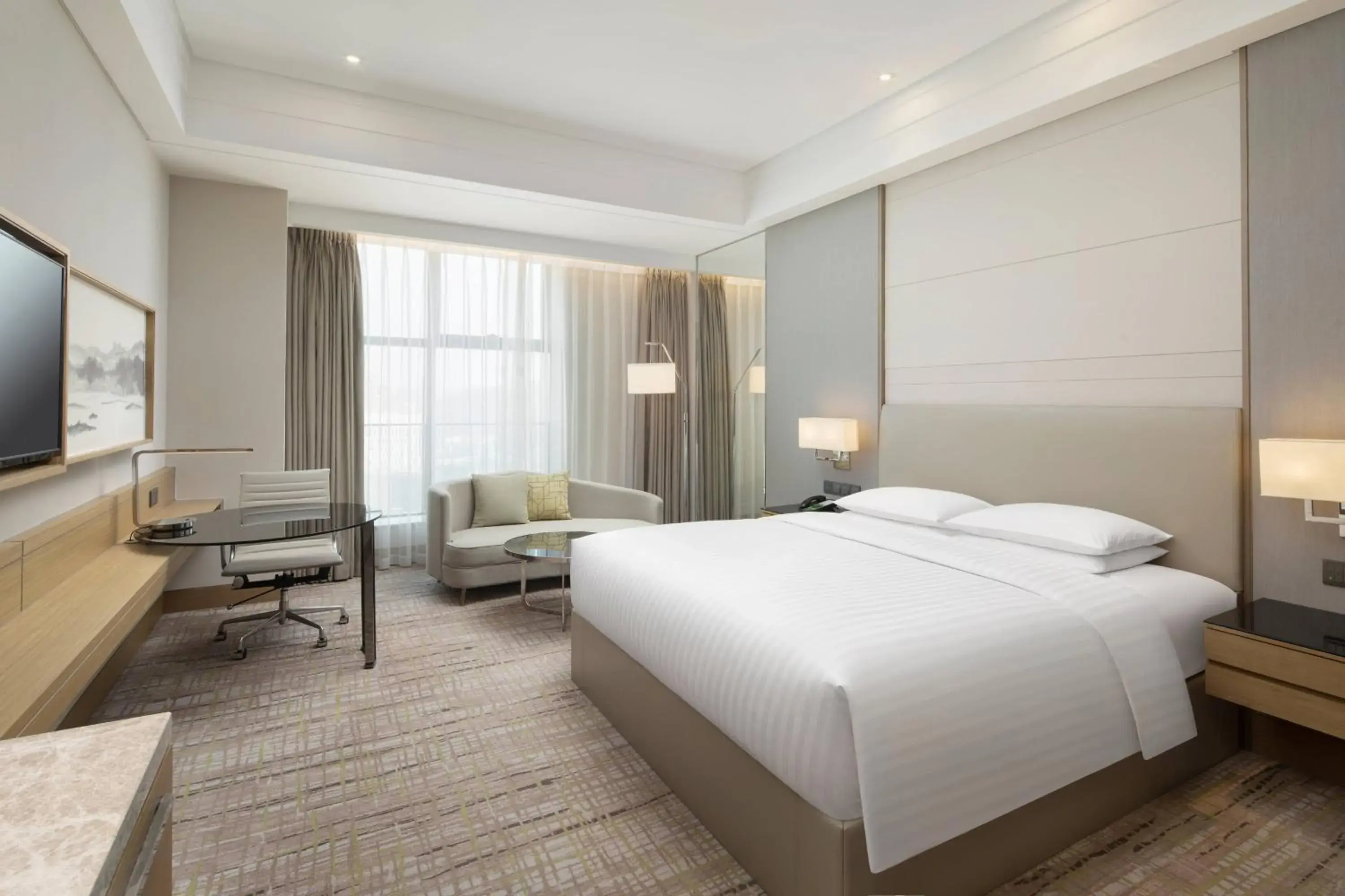 Executive King Room with City View - High Floor in Courtyard by Marriott Xinchang Executive King Room with City View - High Floor in Courtyard by Marriott Xinchang