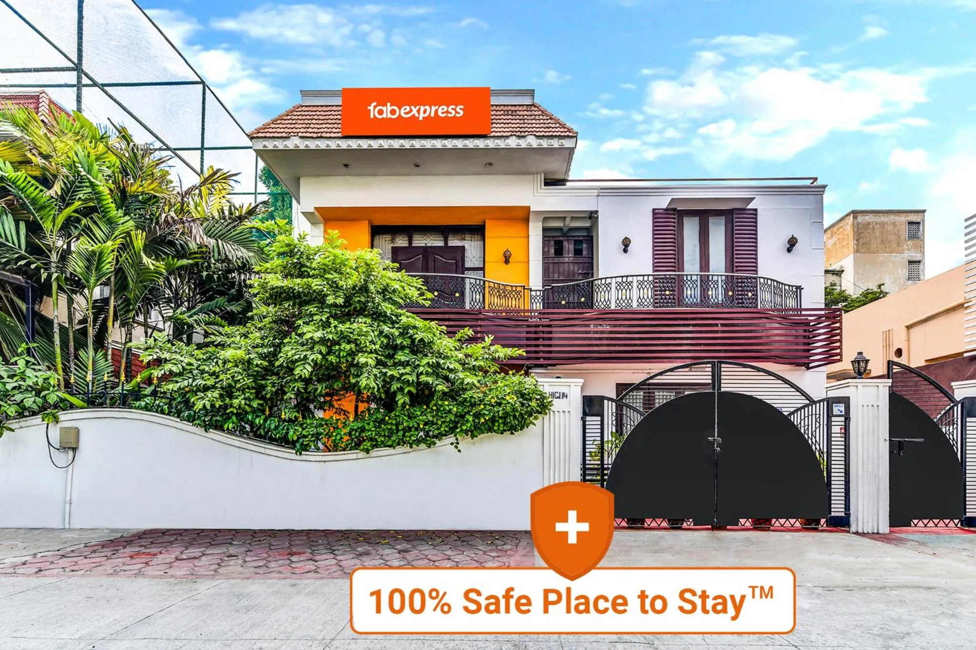 Property building in FabExpress Nestlay Rooms - Nr ACS Medical hospital & Apollo Speaciality Hospitals