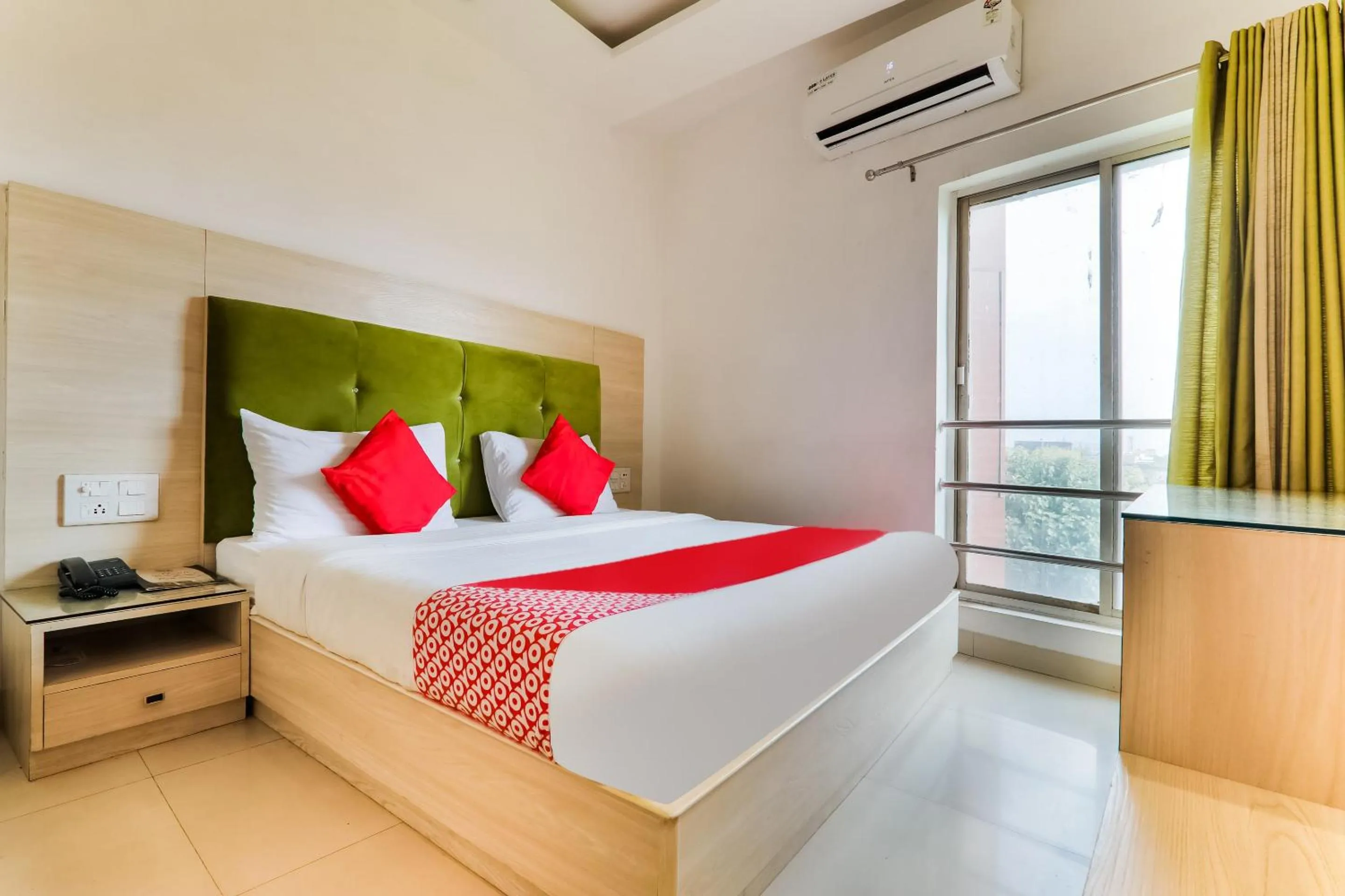 Bedroom in Super Hotel O Resort Sita Kiran