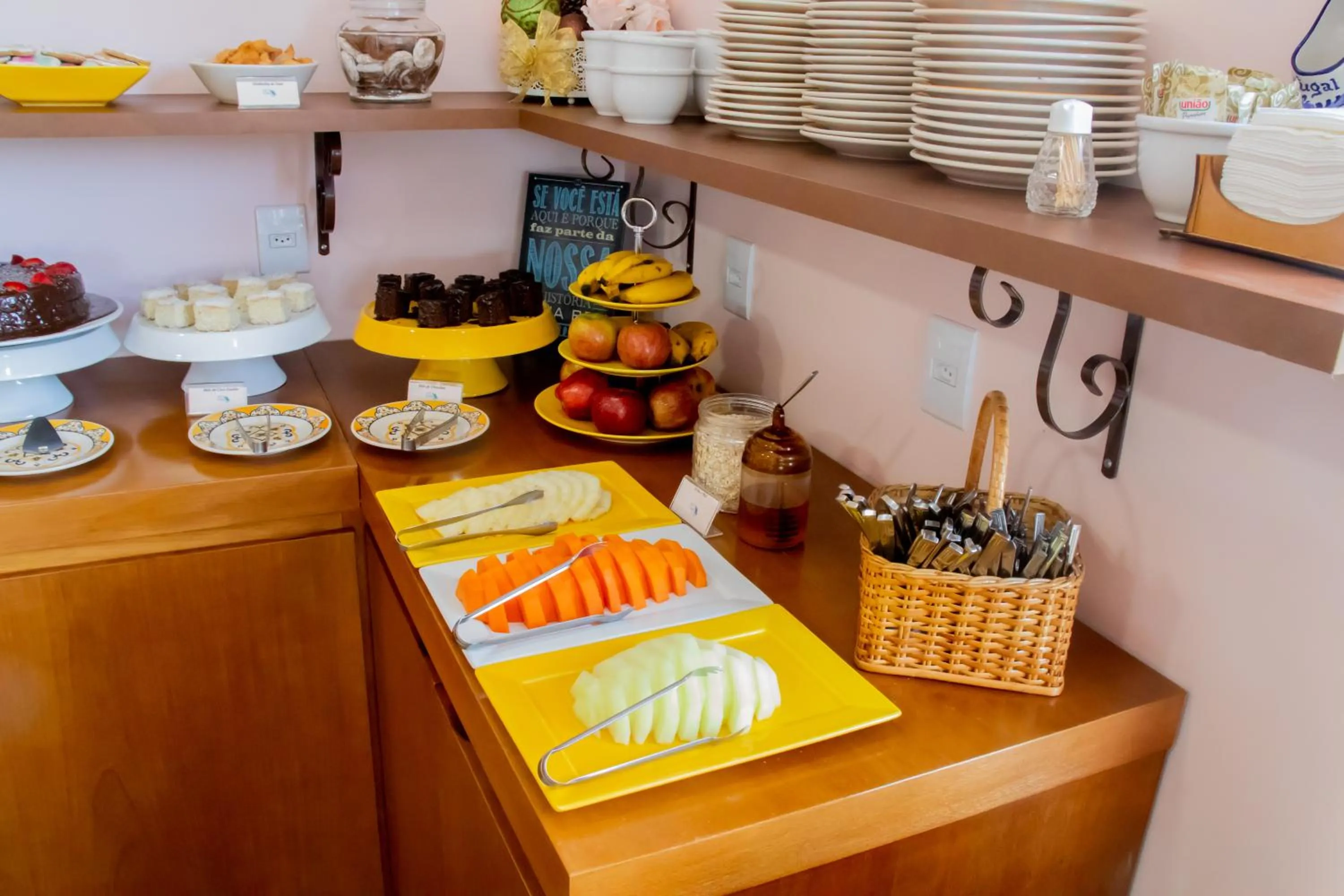 Breakfast in Pousada Baía dos Açores