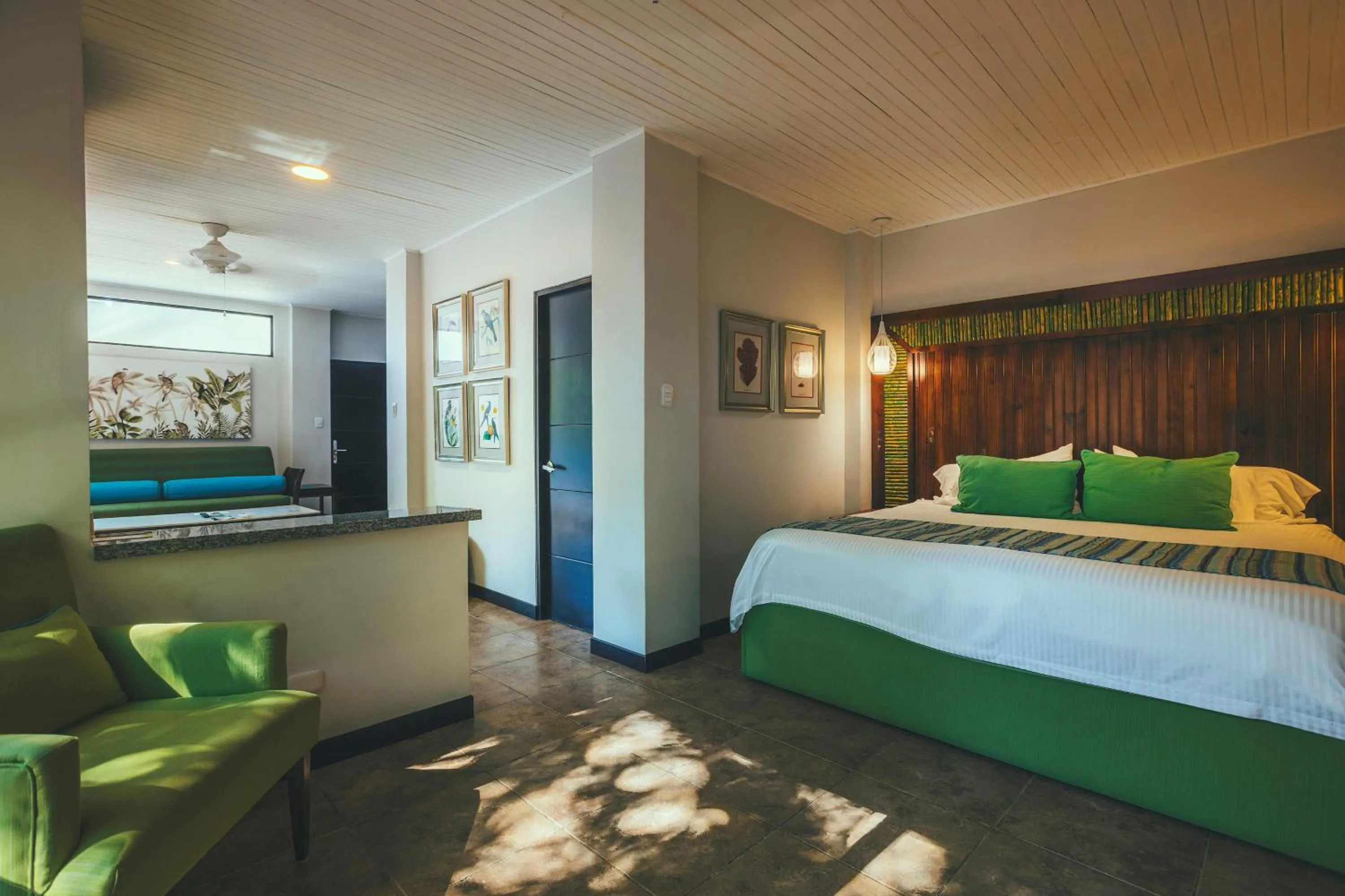 Bedroom, Bed in Jungle Vista Boutique Hotel