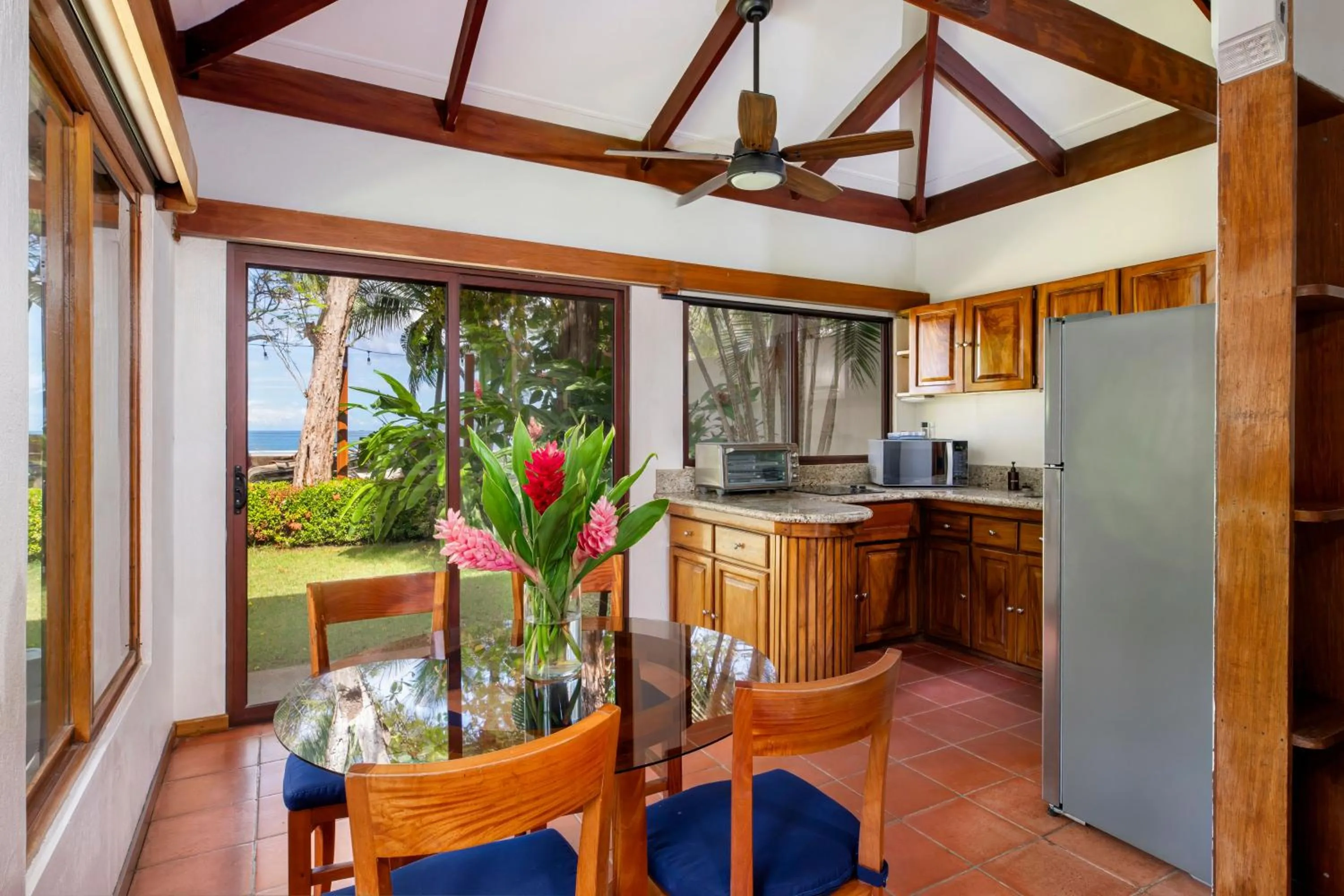 Kitchen or kitchenette in The Coast Beachfront Hotel
