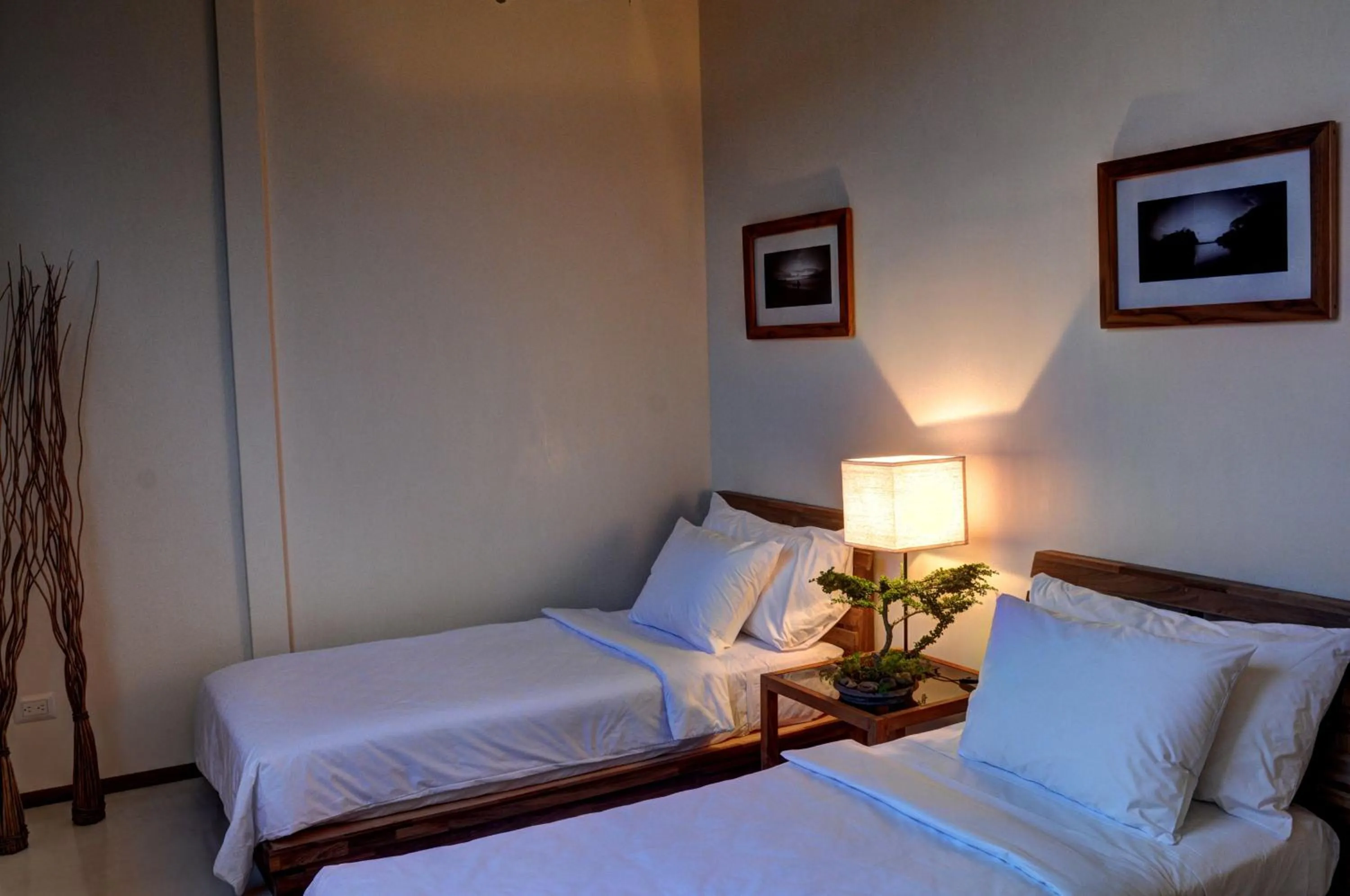 Bed in Moana Surf Resort