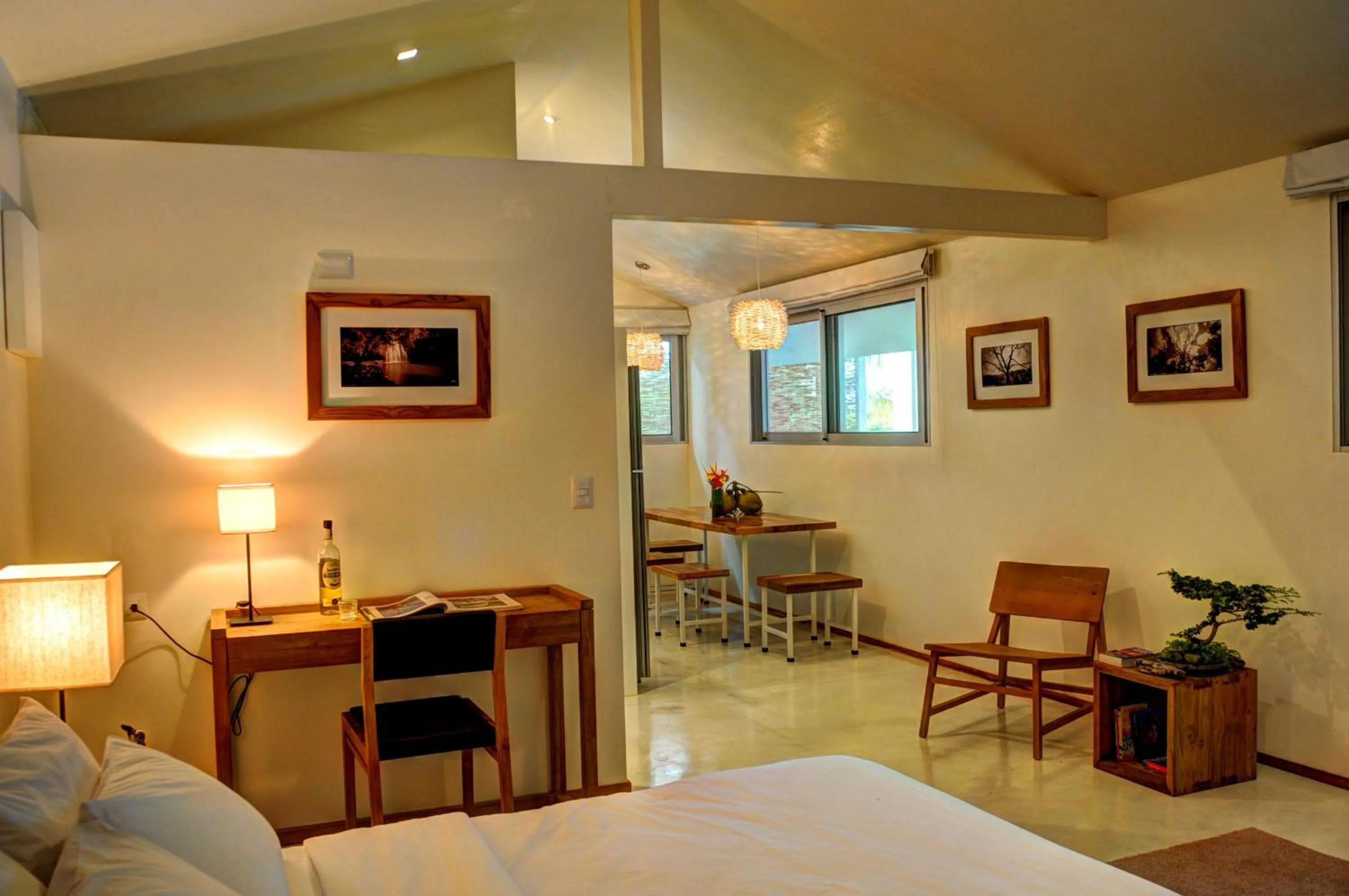 TV and multimedia, Bed in Moana Surf Resort