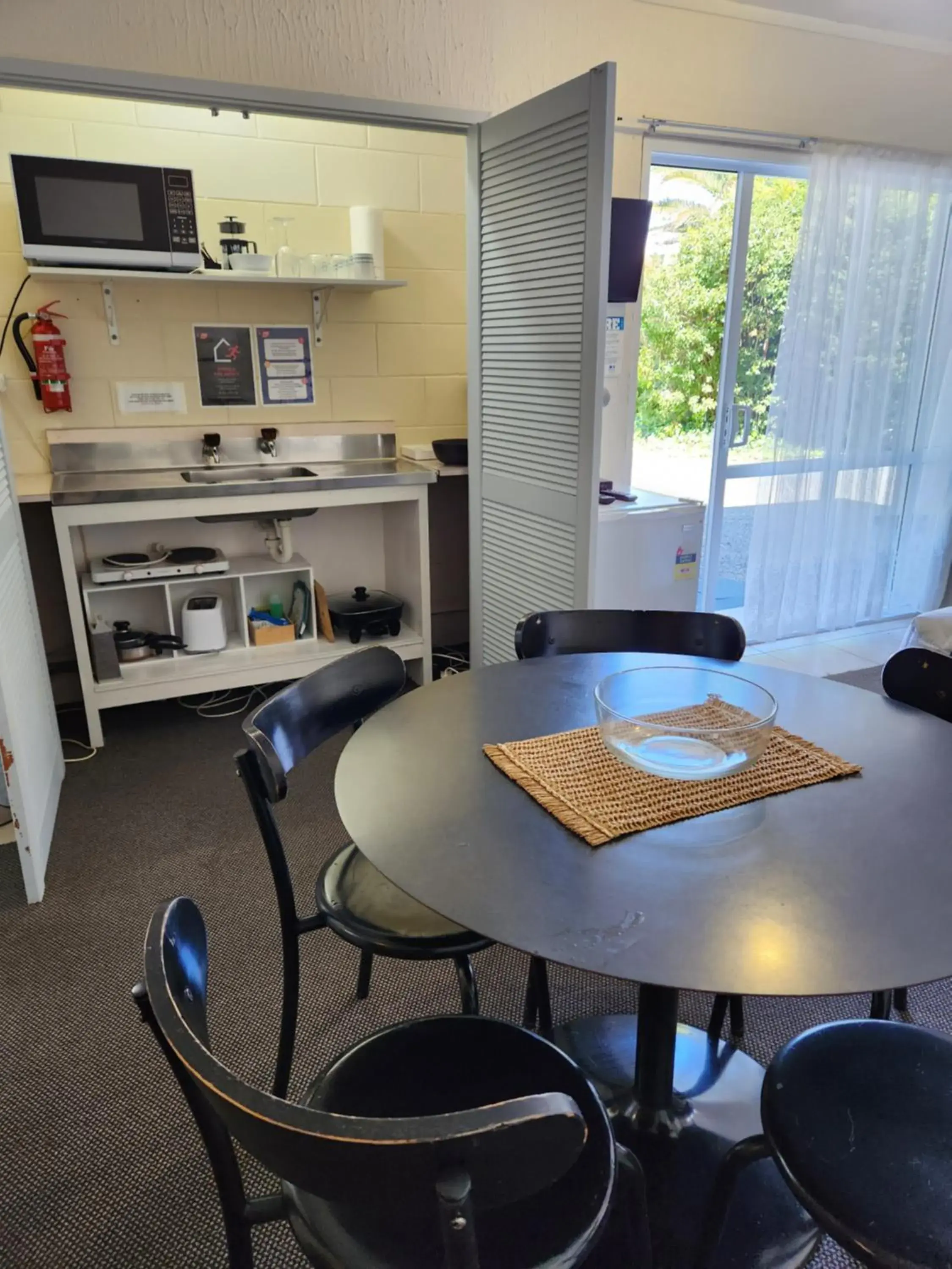 Studio Unit (maximum 5 guests) in Bay of Islands Holiday Park Studio Unit (maximum 5 guests) in Bay of Islands Holiday Park