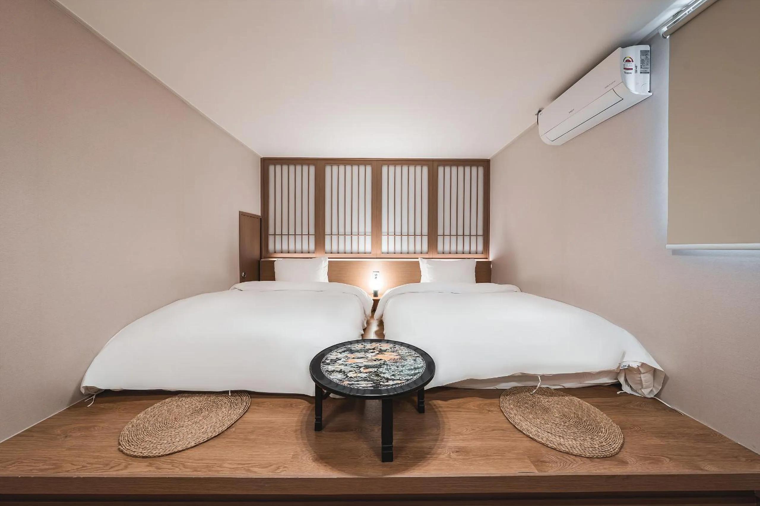 Bed in Gyeongju Hotel Gonggan