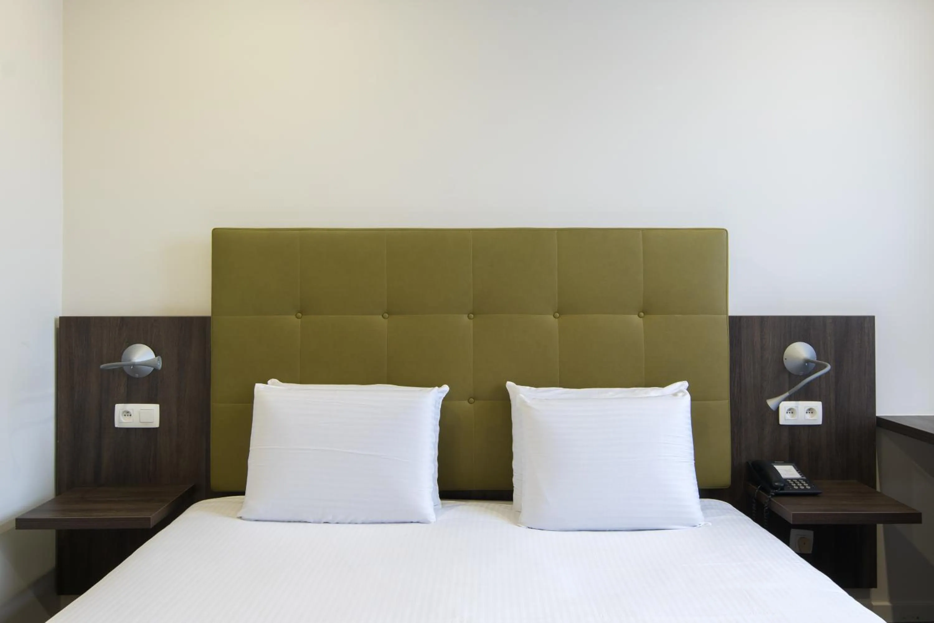 Bed in Hotel Chambord