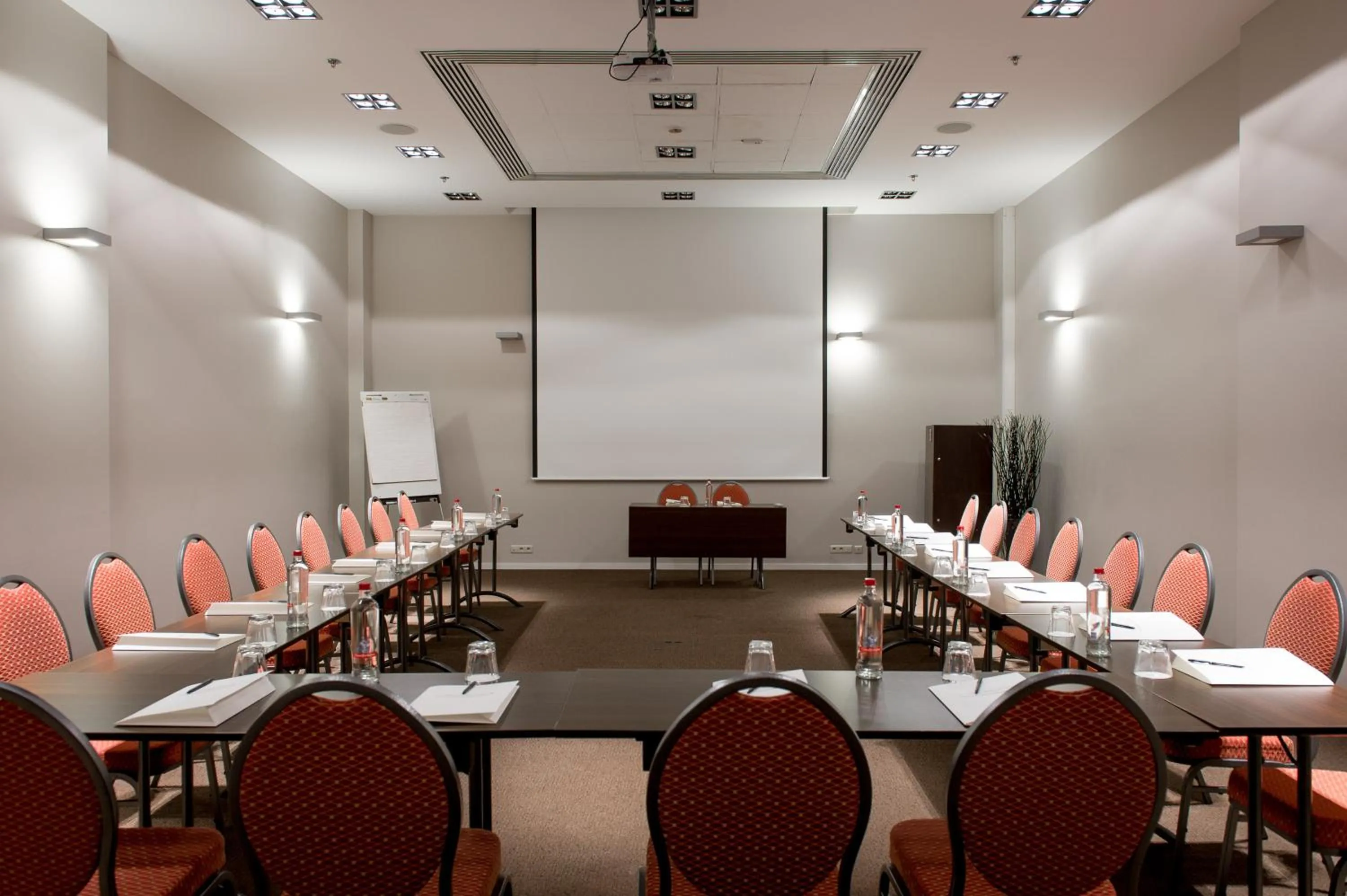 Banquet/Function facilities in Hotel Chambord