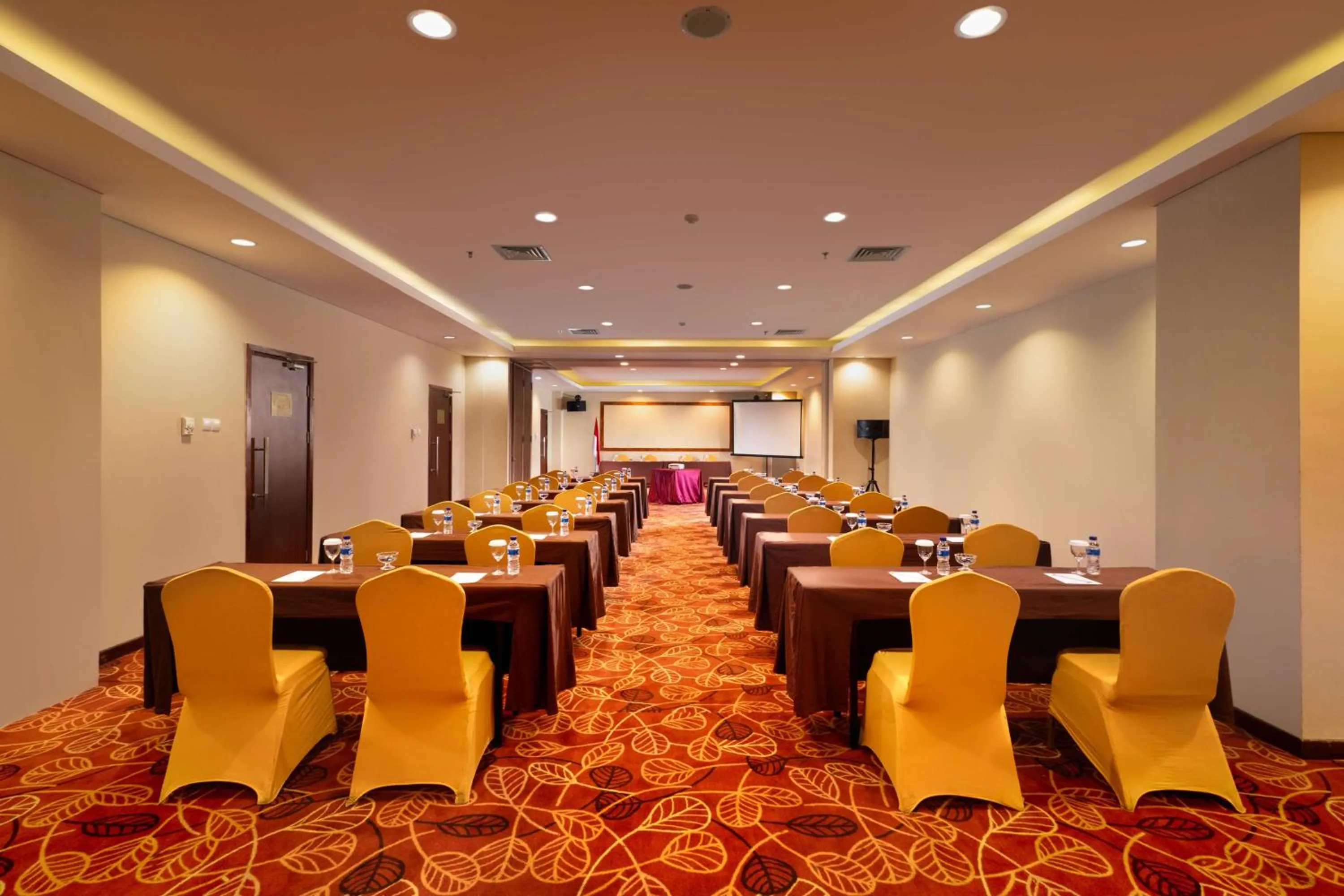 Meeting/conference room in Best Western Plus Coco Palu