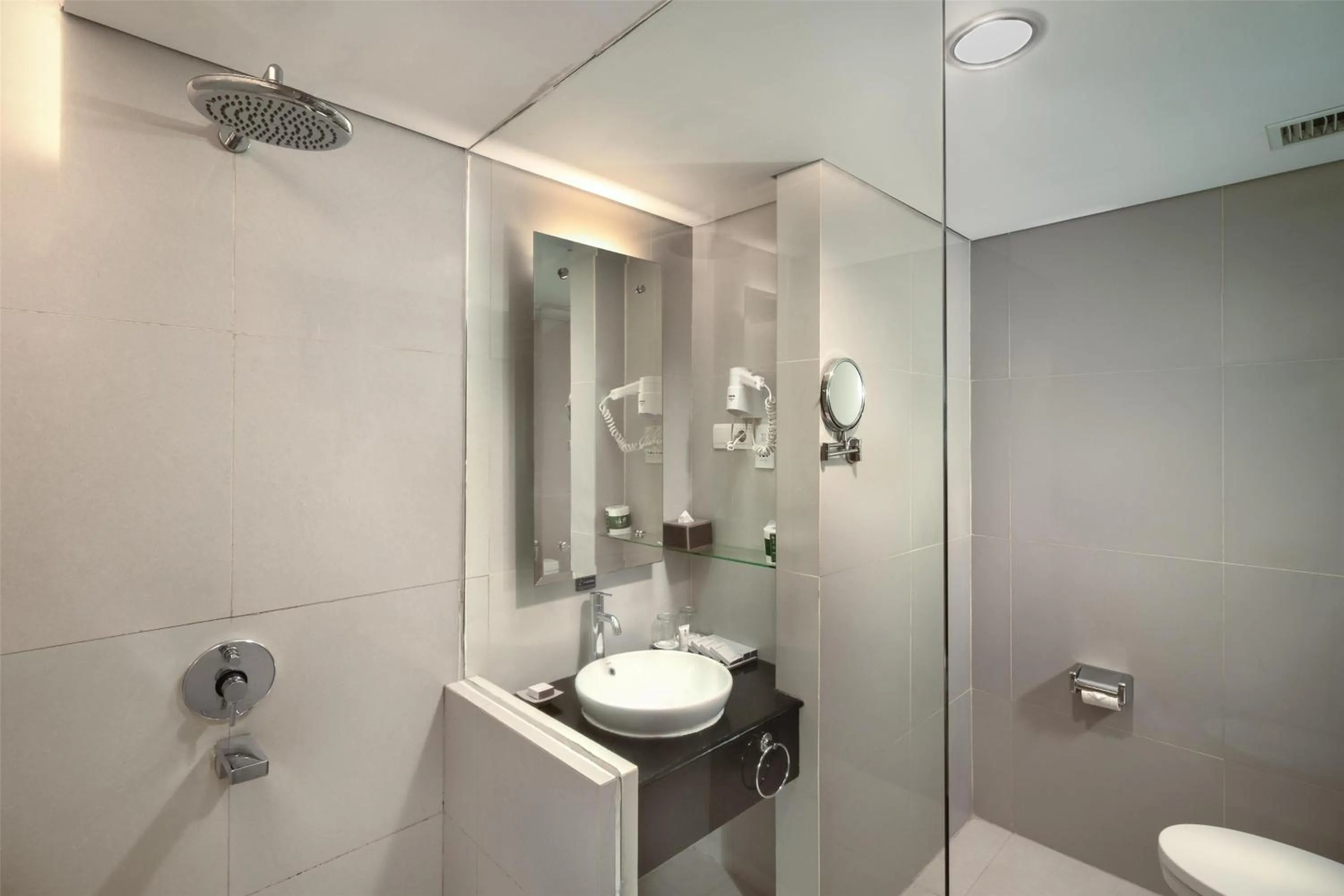 Bathroom in Best Western Plus Coco Palu