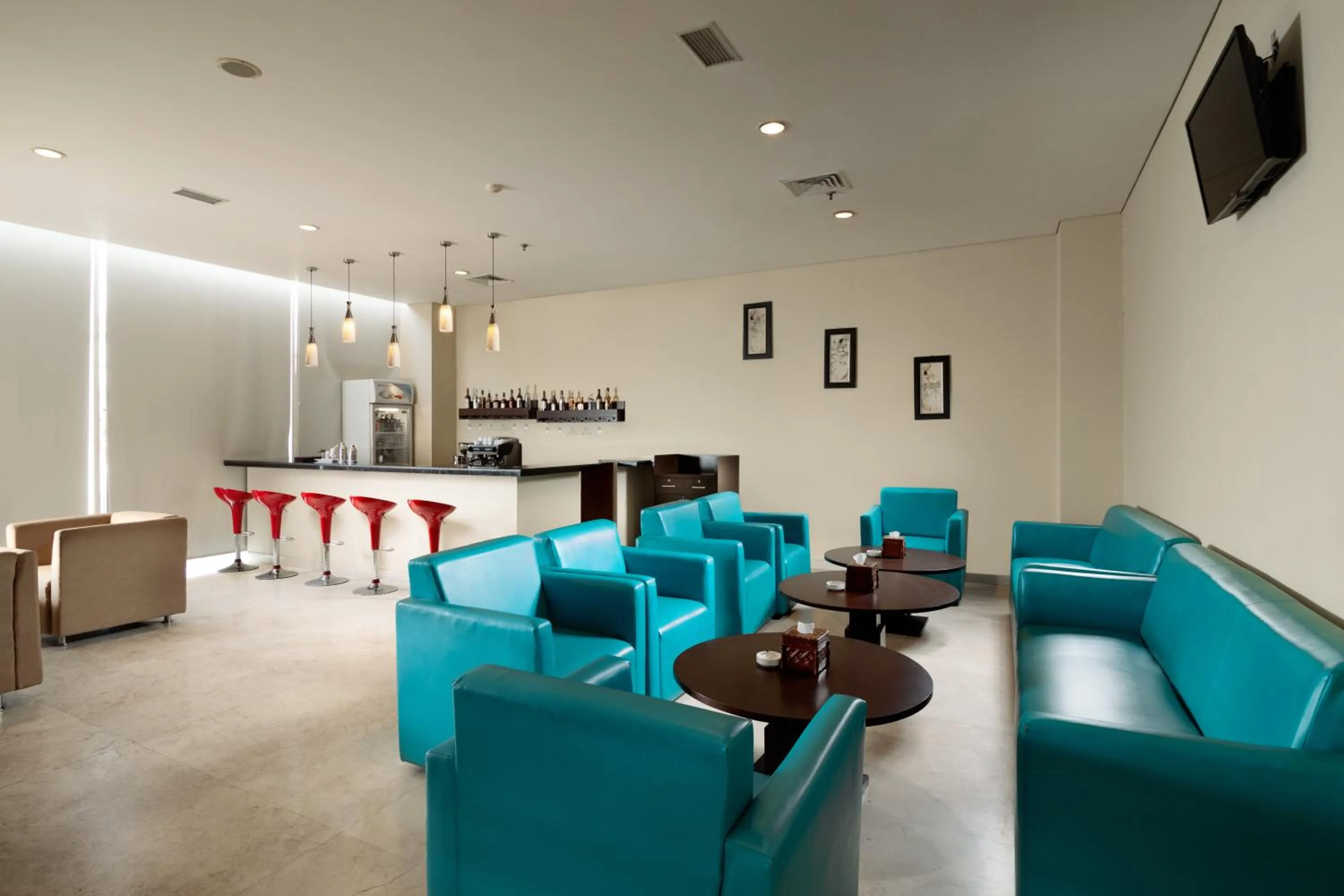 Lounge or bar in Best Western Plus Coco Palu