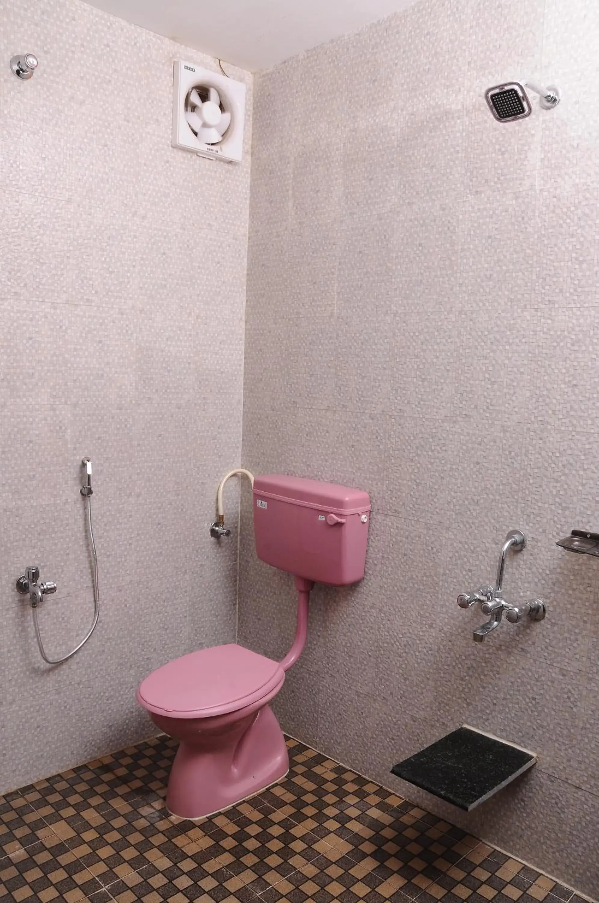 Deluxe Triple Room in Sarovara Deluxe Rooms Deluxe Triple Room in Sarovara Deluxe Rooms