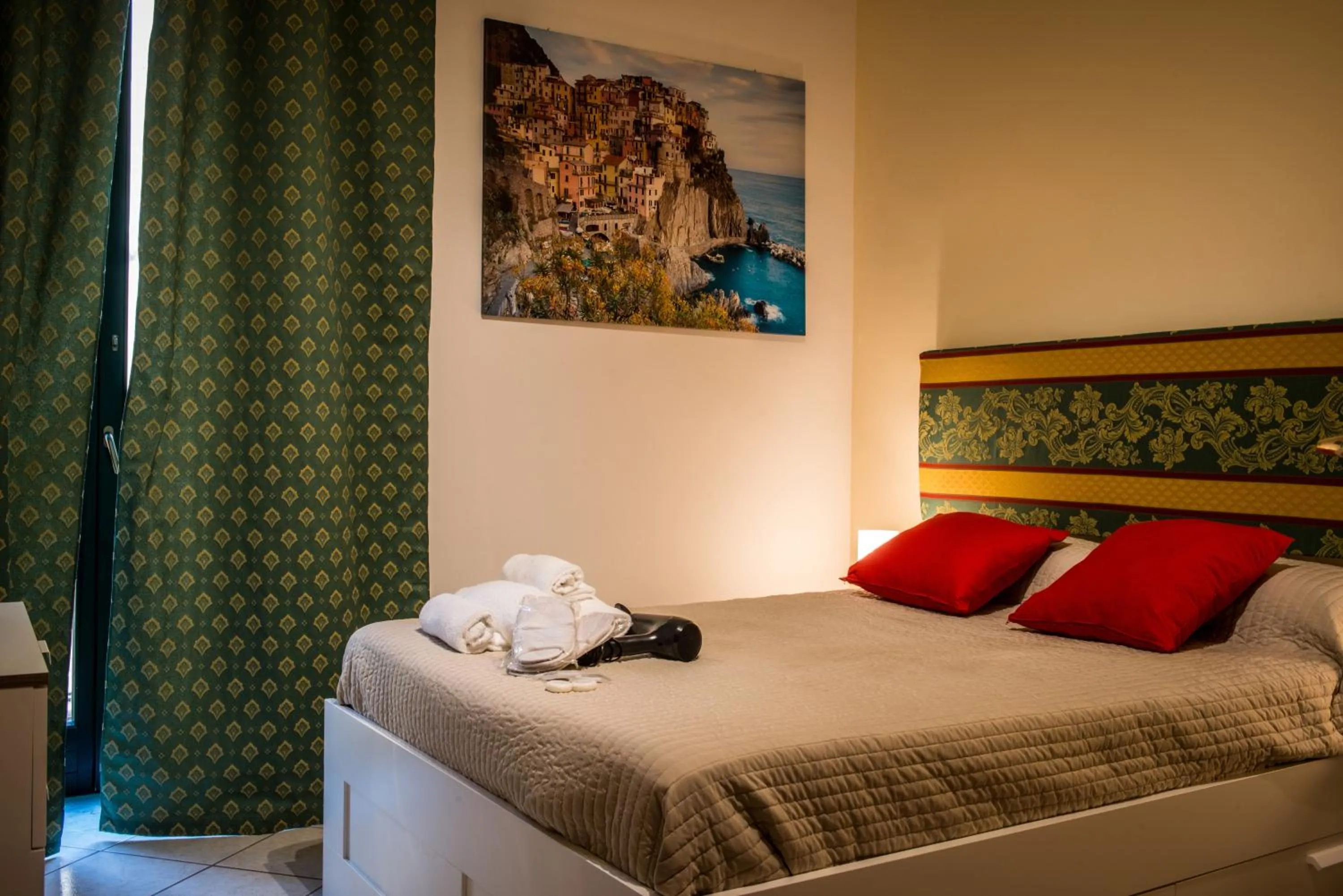 Bed in B&B Luxury Salerno Central