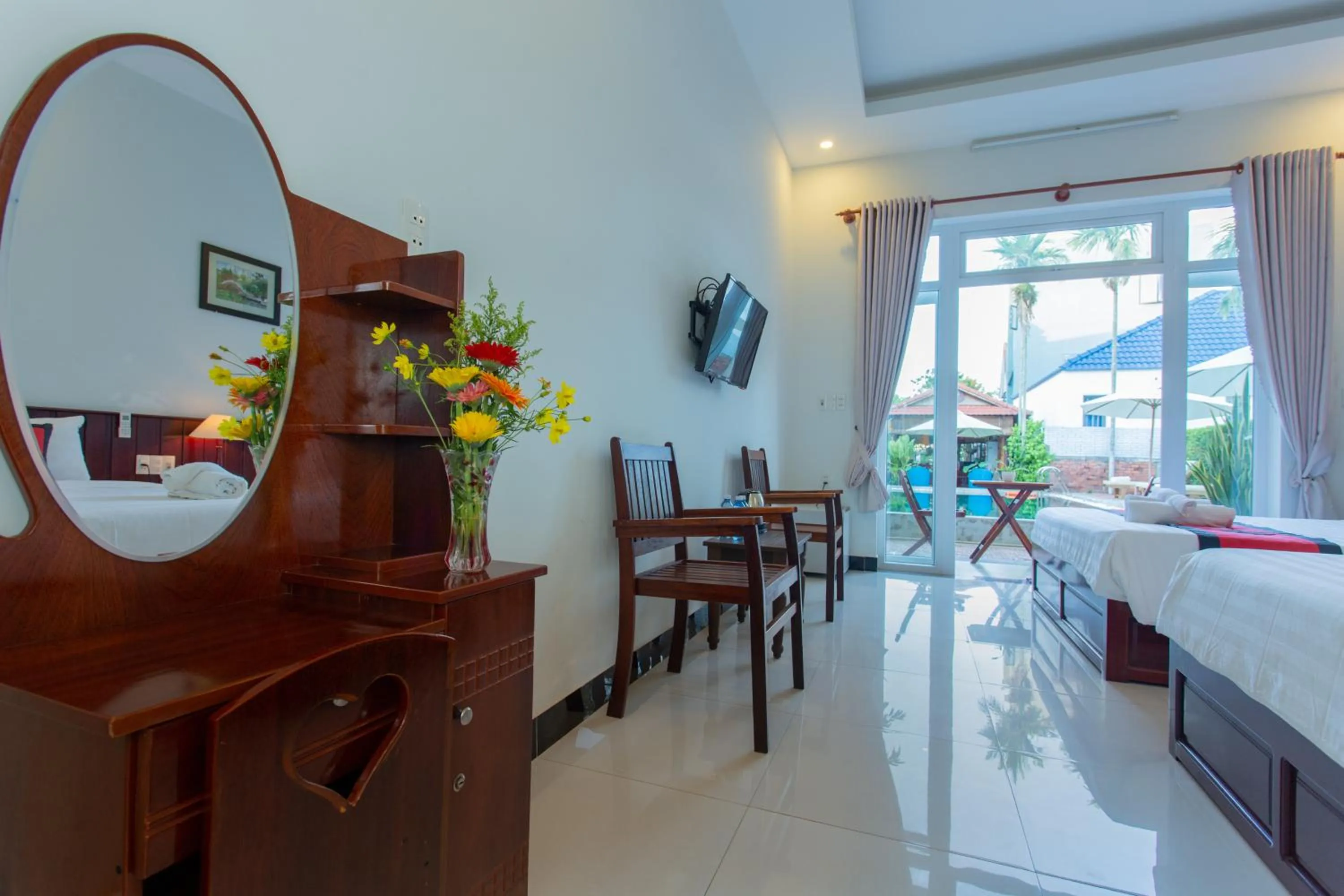 Swimming pool in La Uy Villa