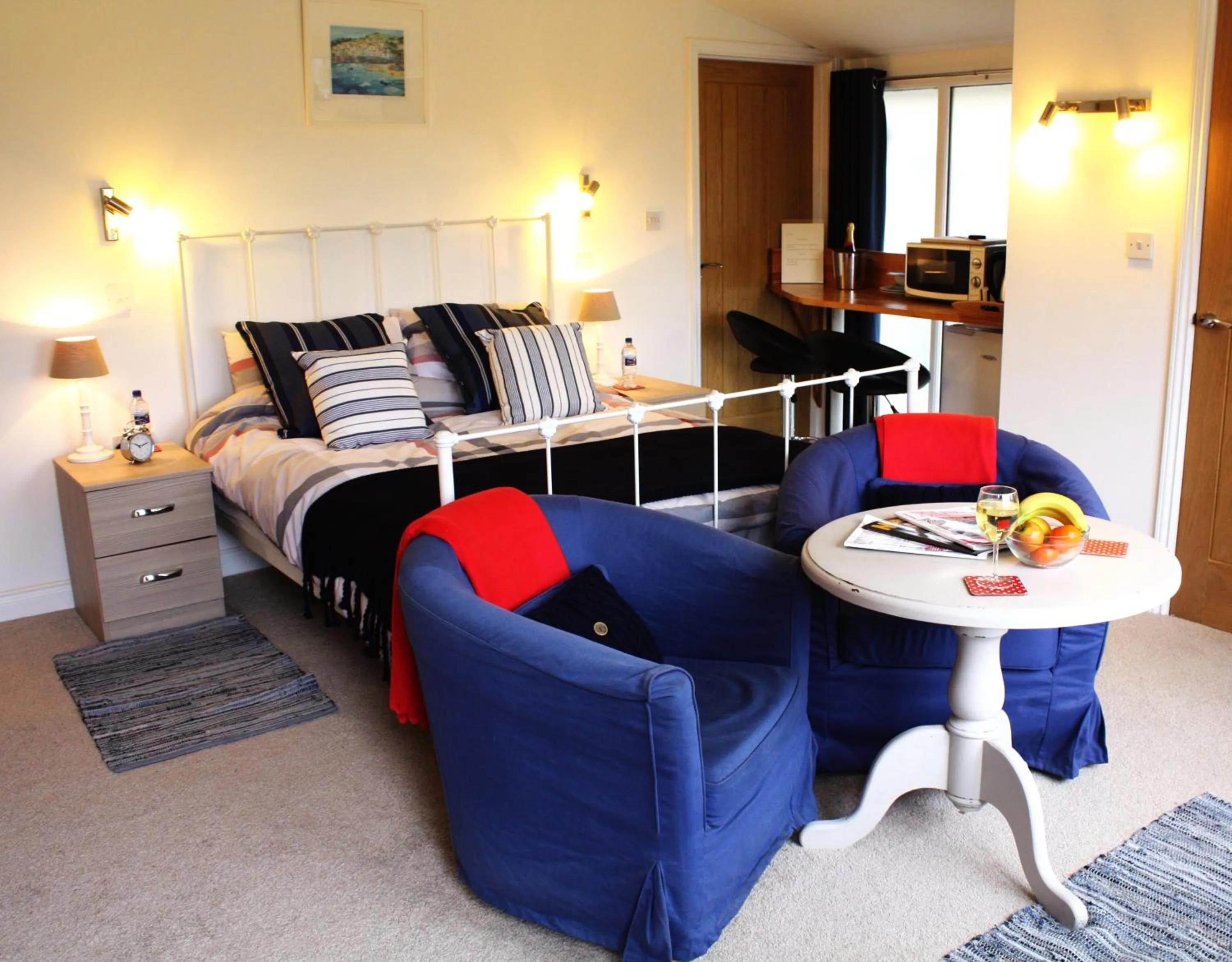 Area and facilities, Bed in Riverside House