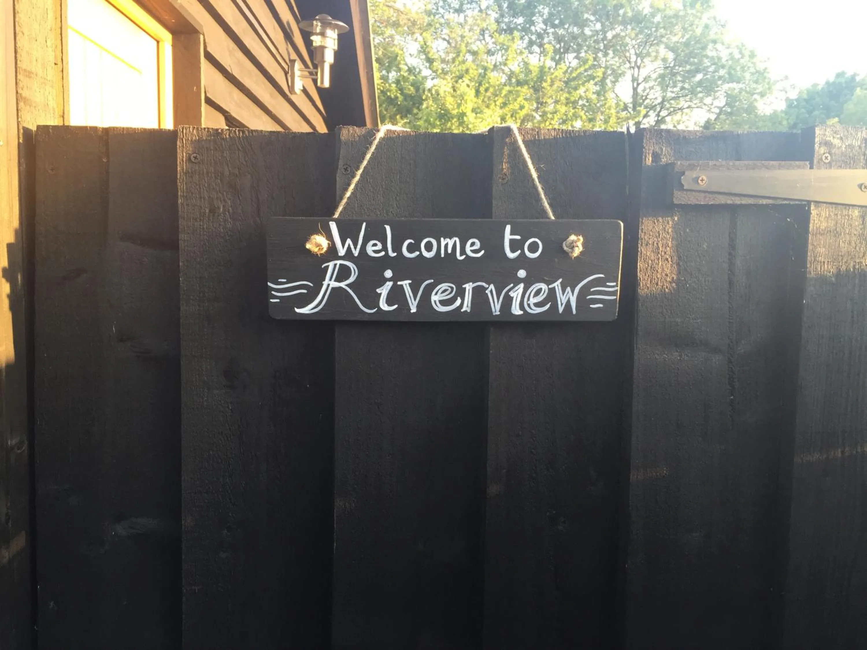 Facade/entrance in Riverside House