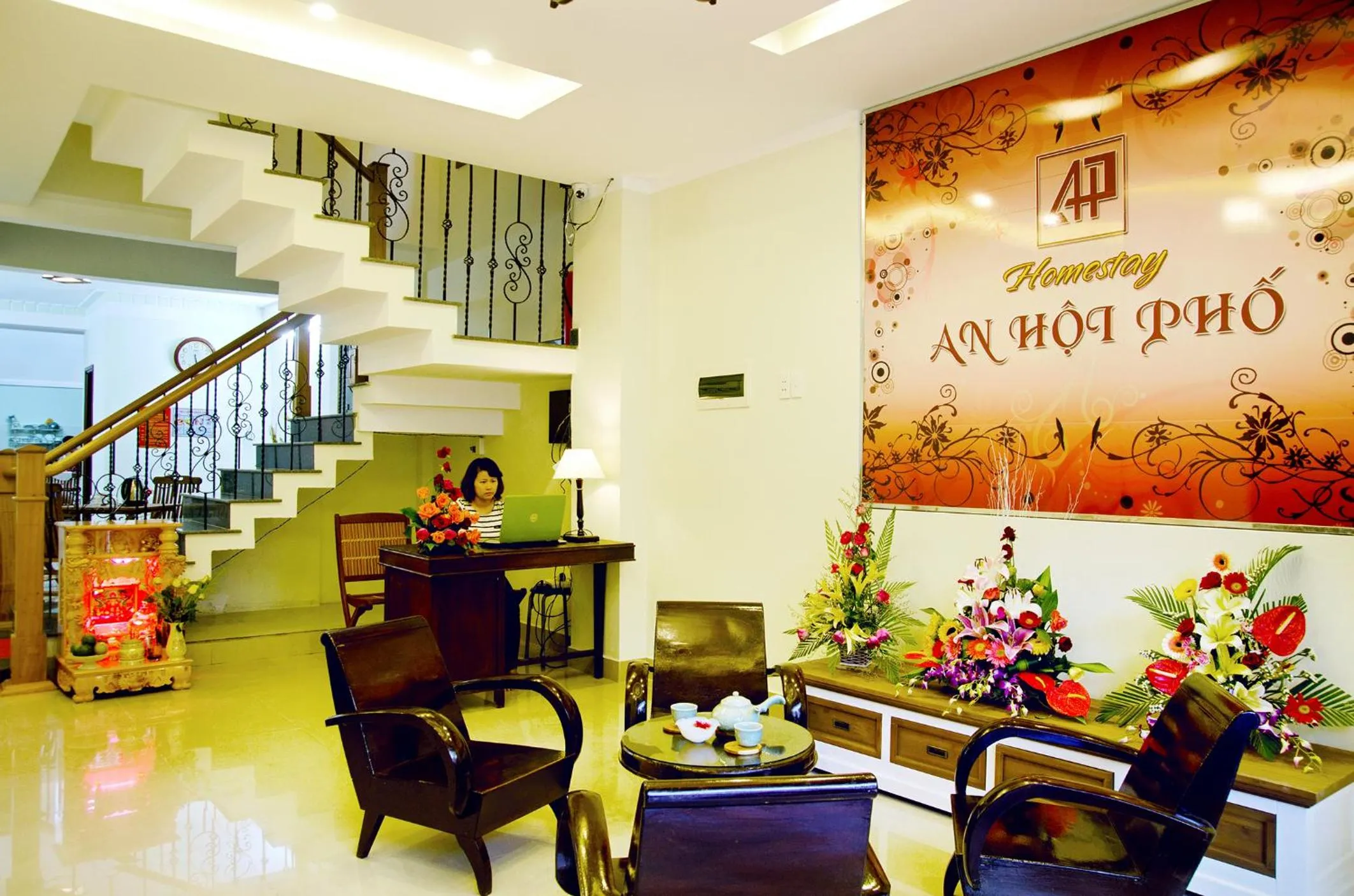 Lobby or reception in An Hoi Town Homestay