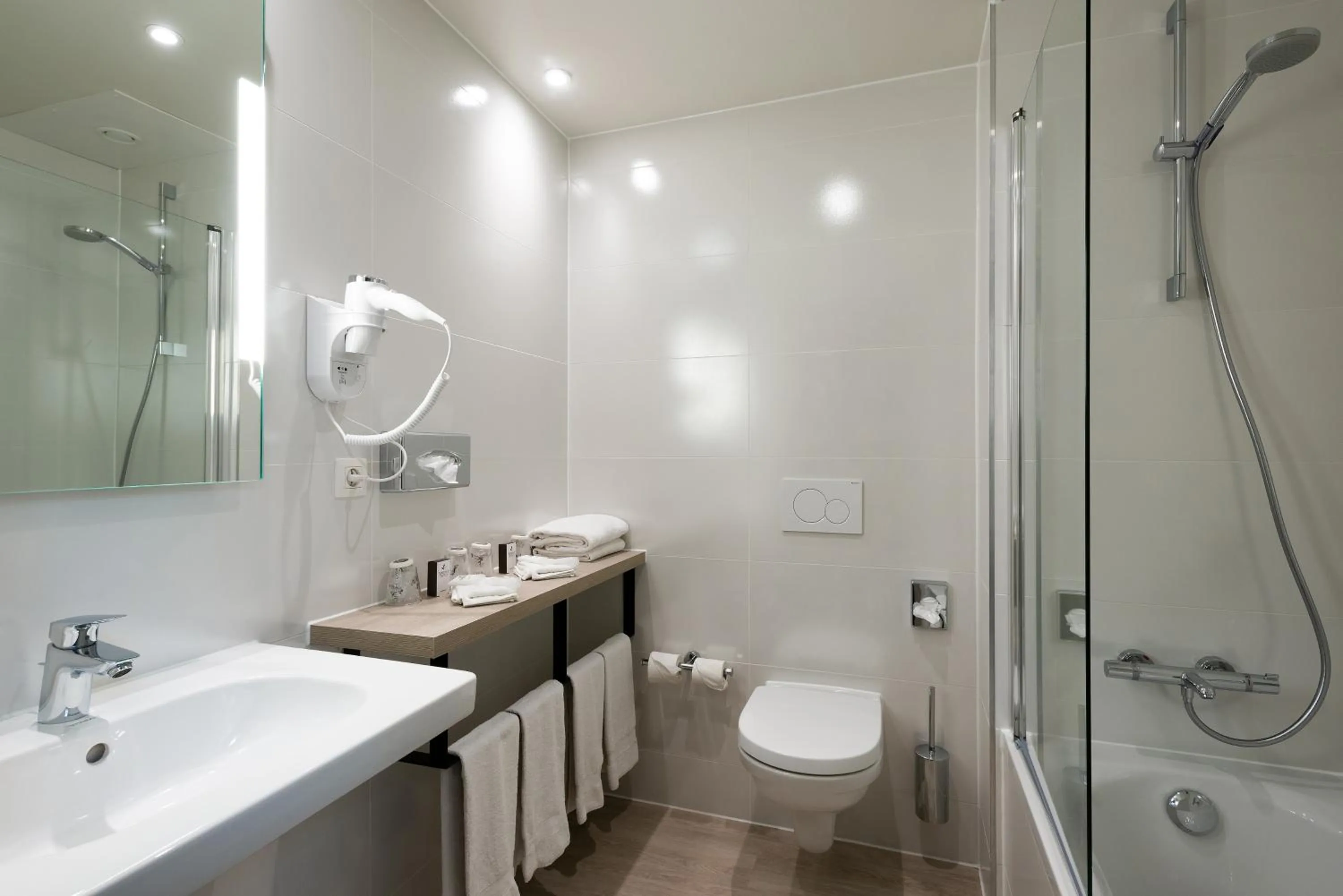 Bathroom in Martin's Brugge