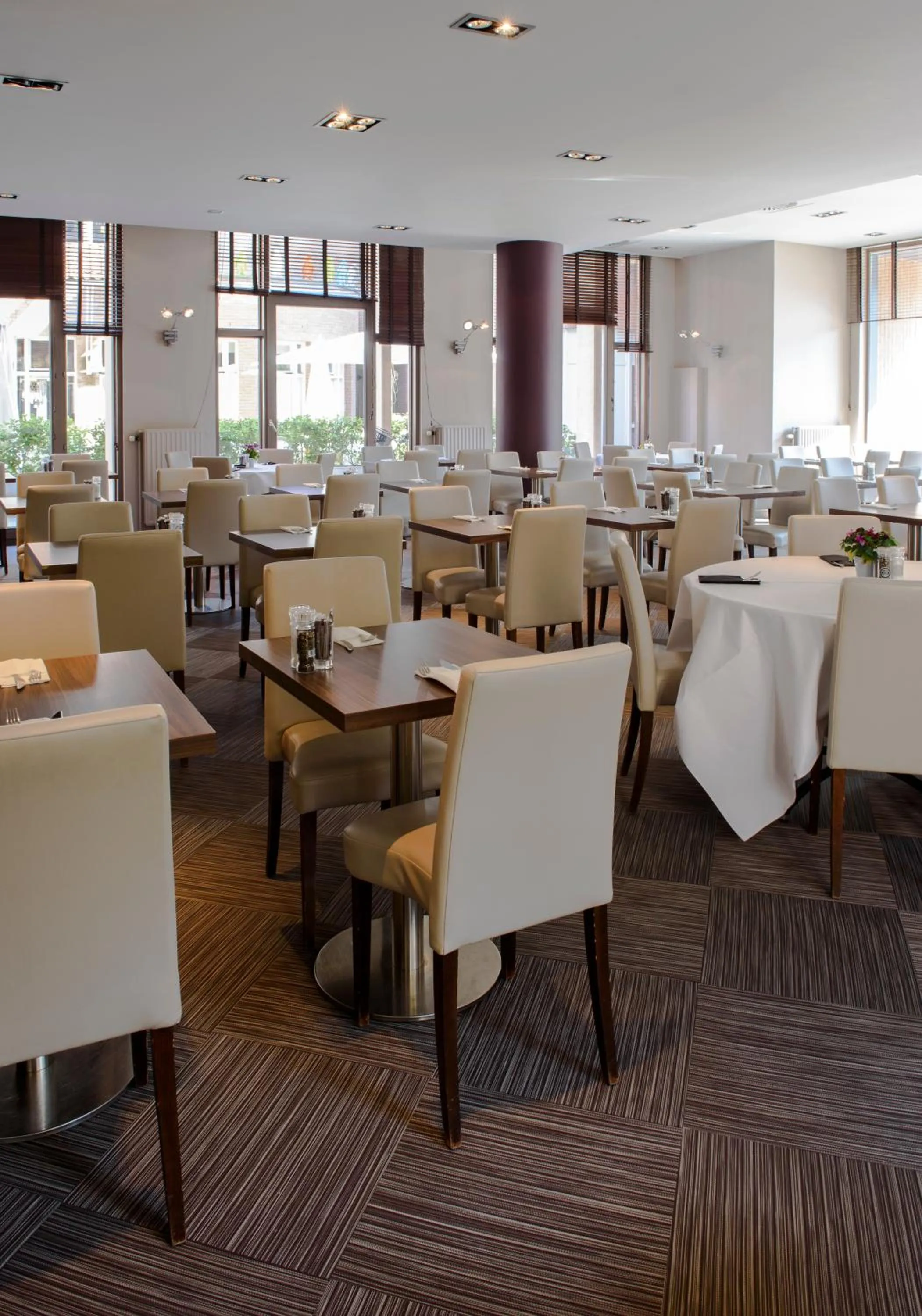 Restaurant/places to eat in Martin's Brugge