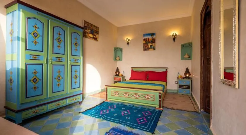 Bedroom, Bed in Le Nid d'Aigle