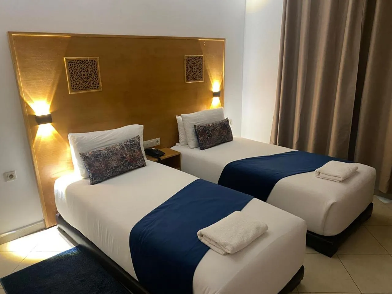 Bed in Hotel Miramar