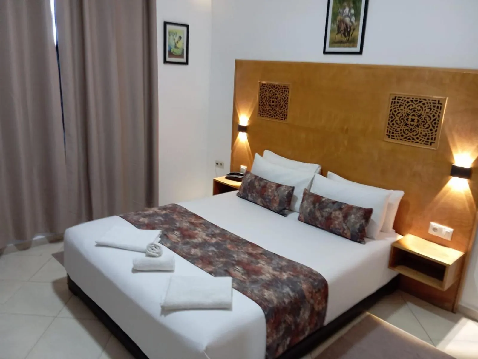 Photo of the whole room, Bed in Hotel Miramar