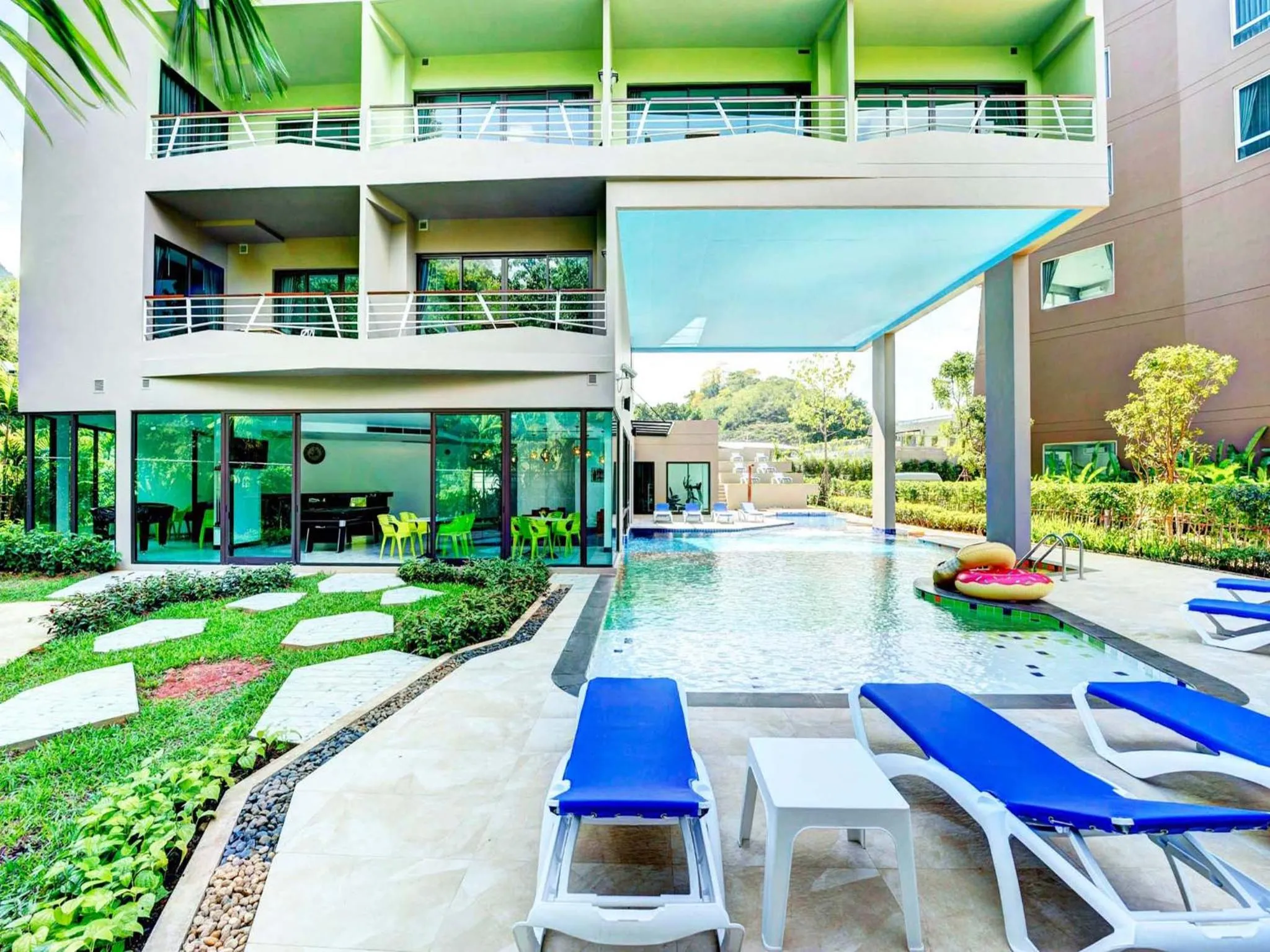 Swimming pool in Splendid Hotel @ Khaoyai