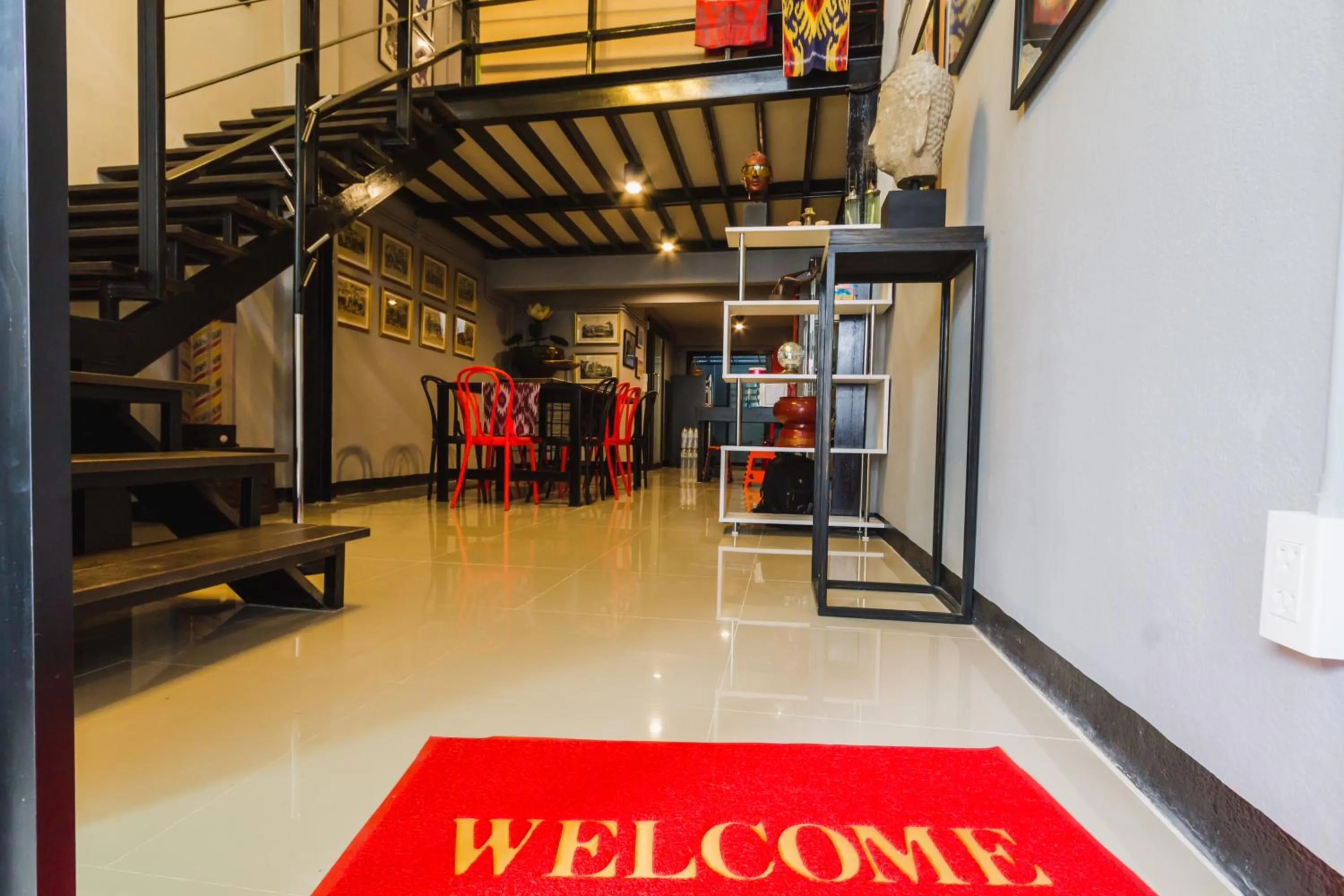 Property building in Chez Pom